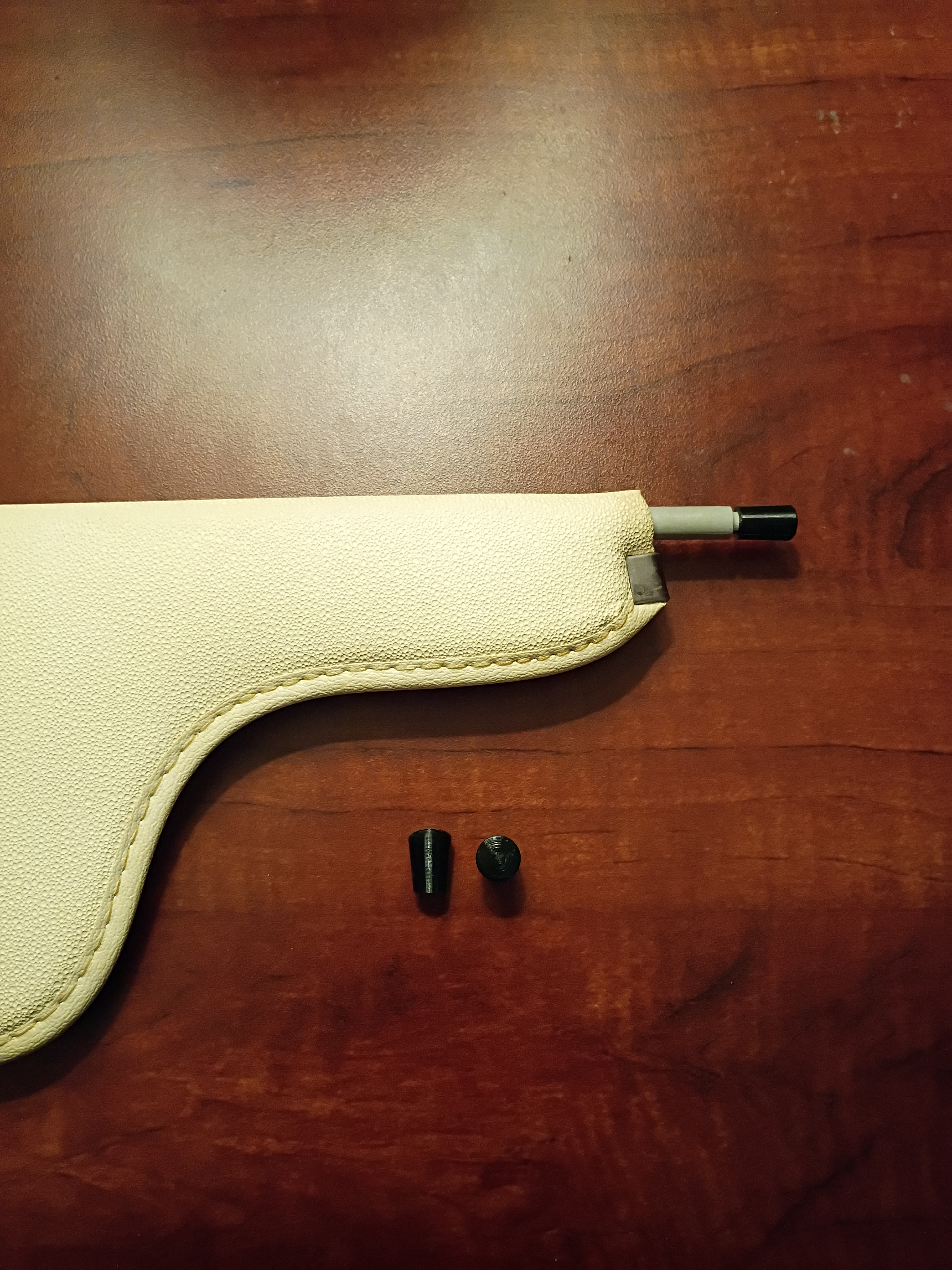73-79 Ford Truck Sun Visor Tips ( D1DZ-6204115 )