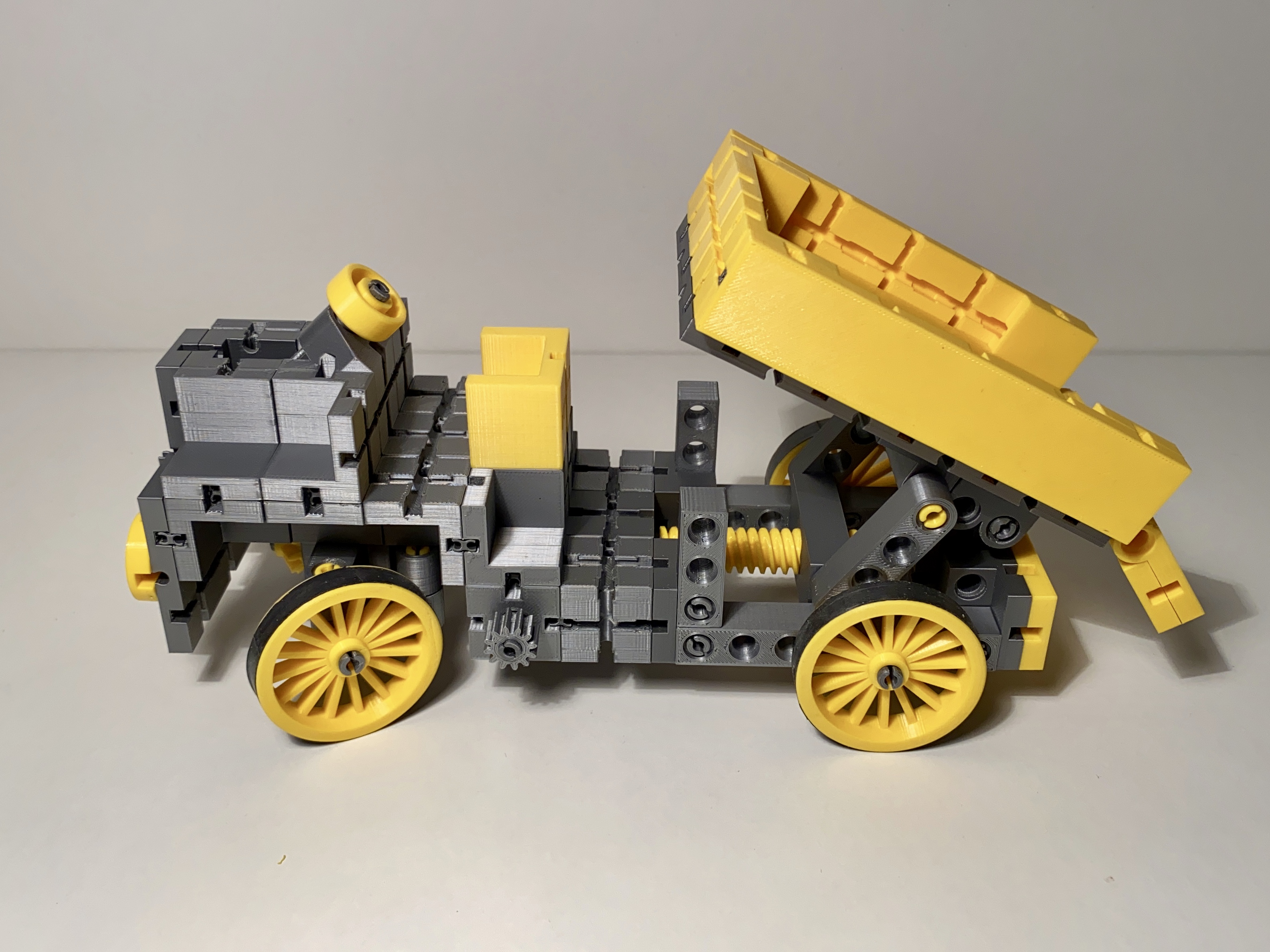 kbricks tipper truck