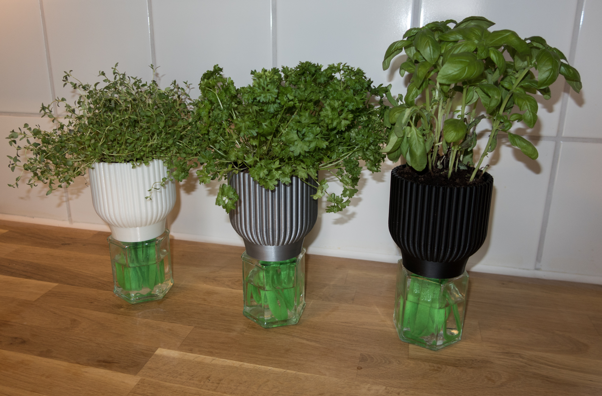 Selfwatering planter