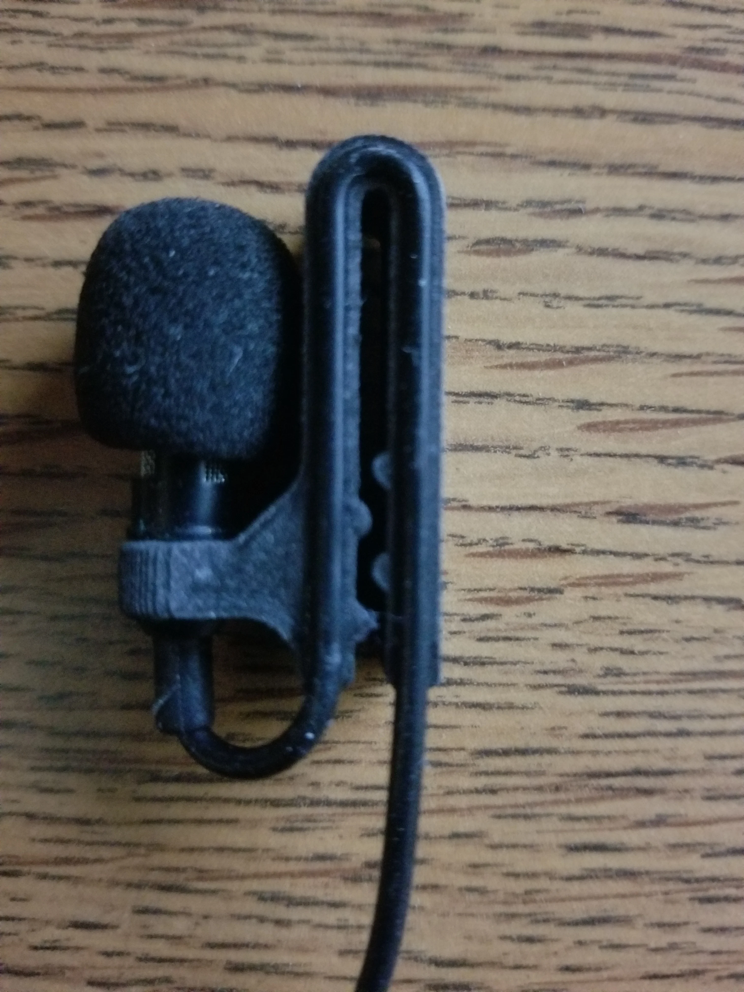 Lapel Mic T-Shirt Clip