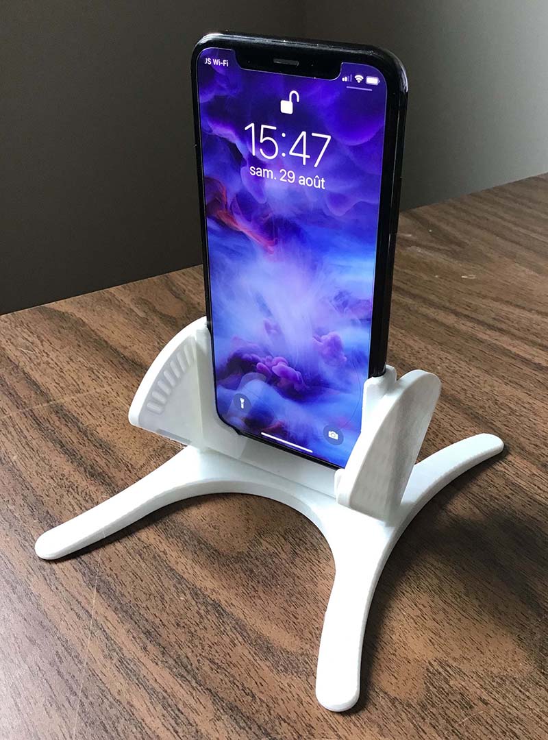 Instagram Live Stream iPhone X stand