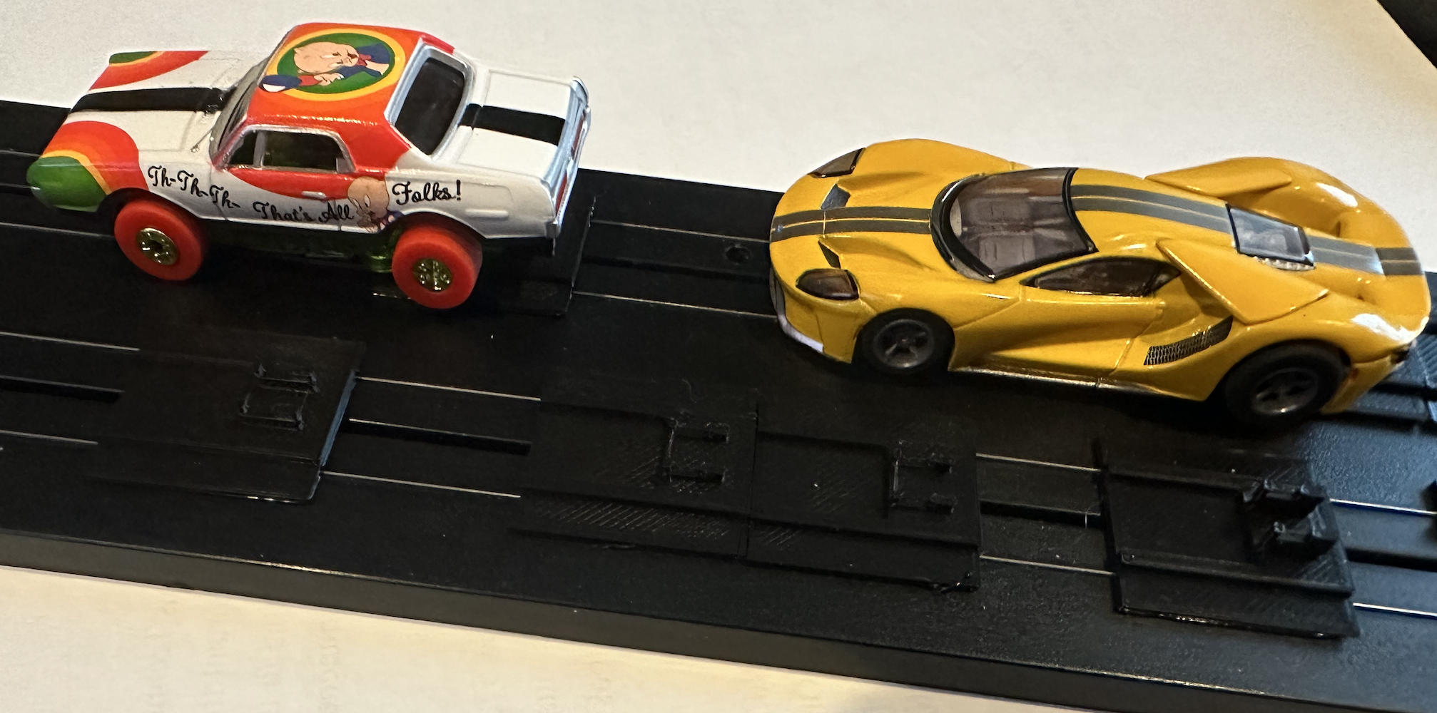 HO slot car test stand