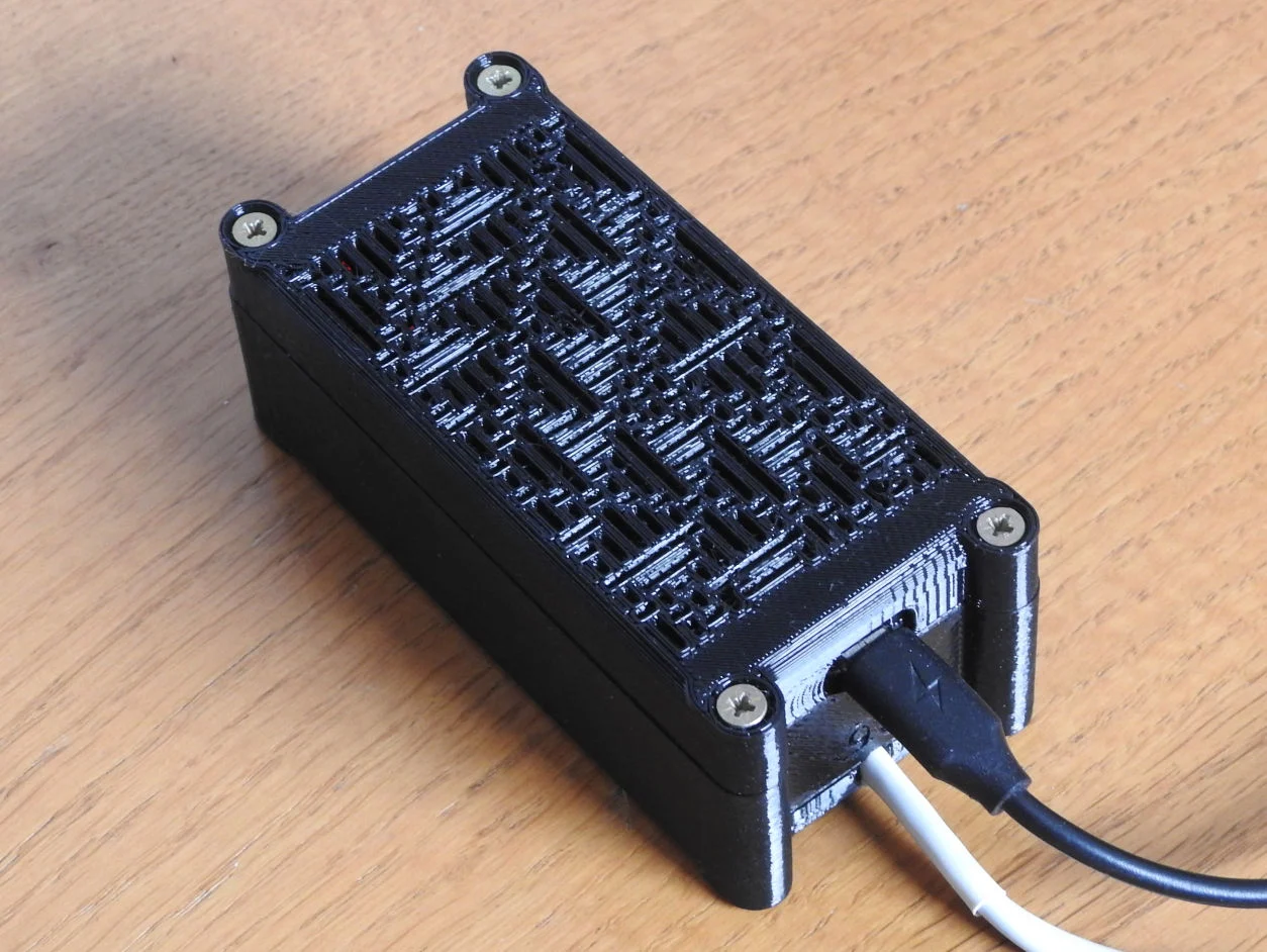 DC UPS (5V, 9V, 12V) based on LX-2BUPS module