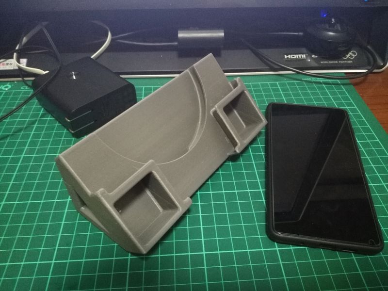 XiaoMi MIX2S wireless charging bracket.