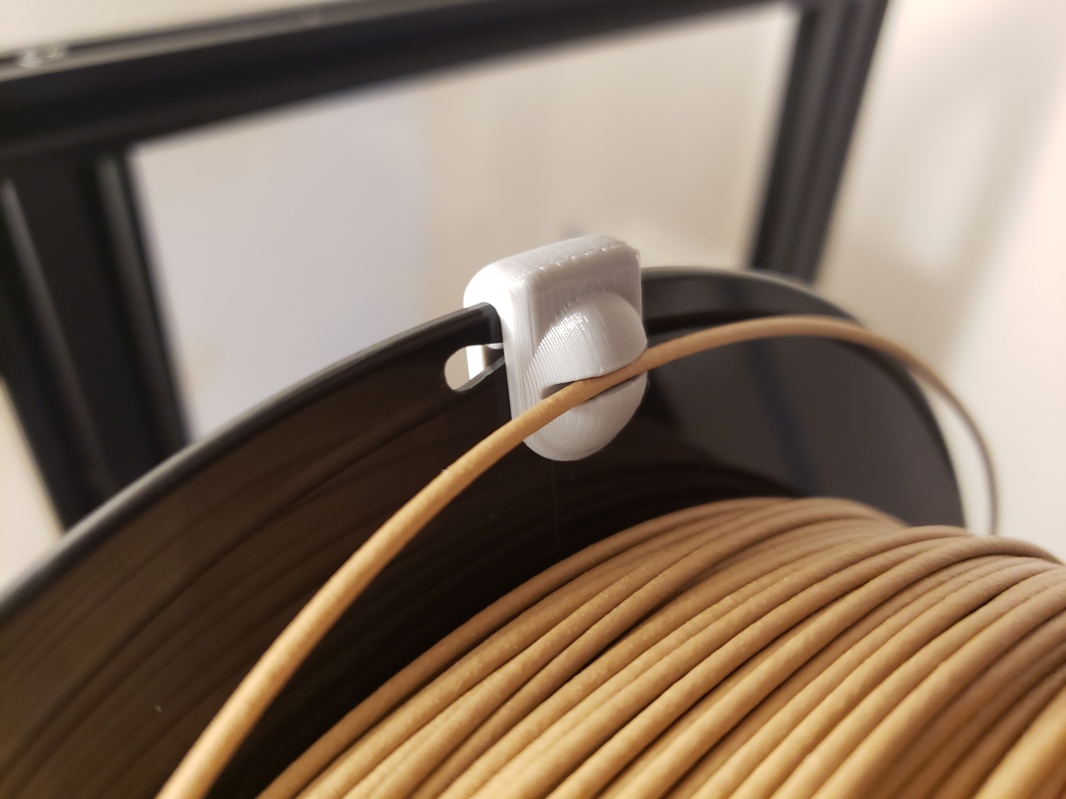 Low-Profile Filament Clip