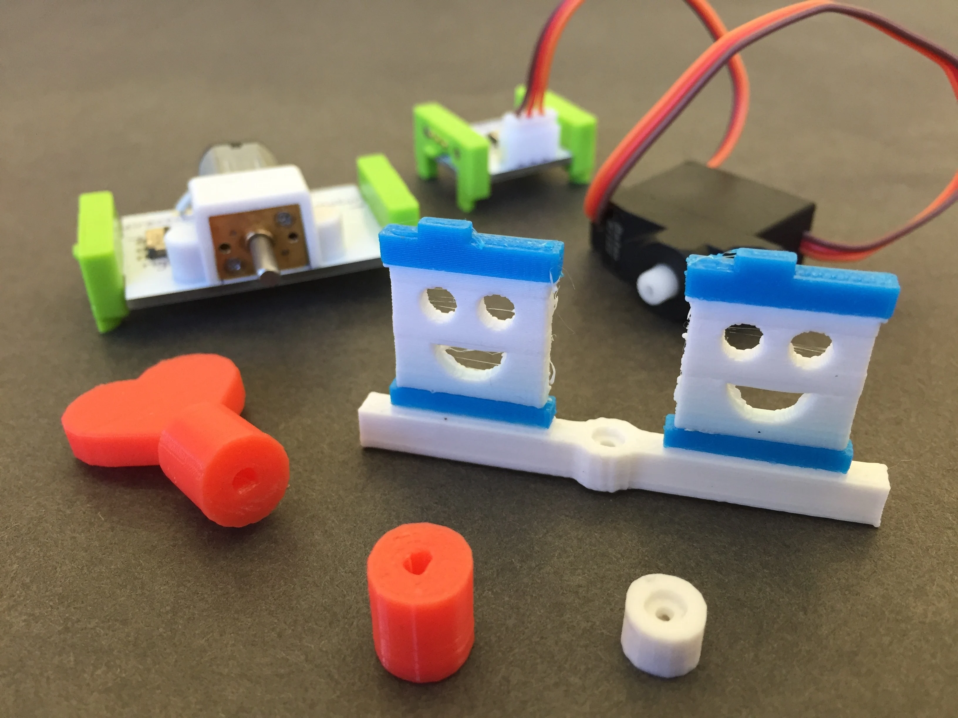 littleBits: MakerEd Challenge