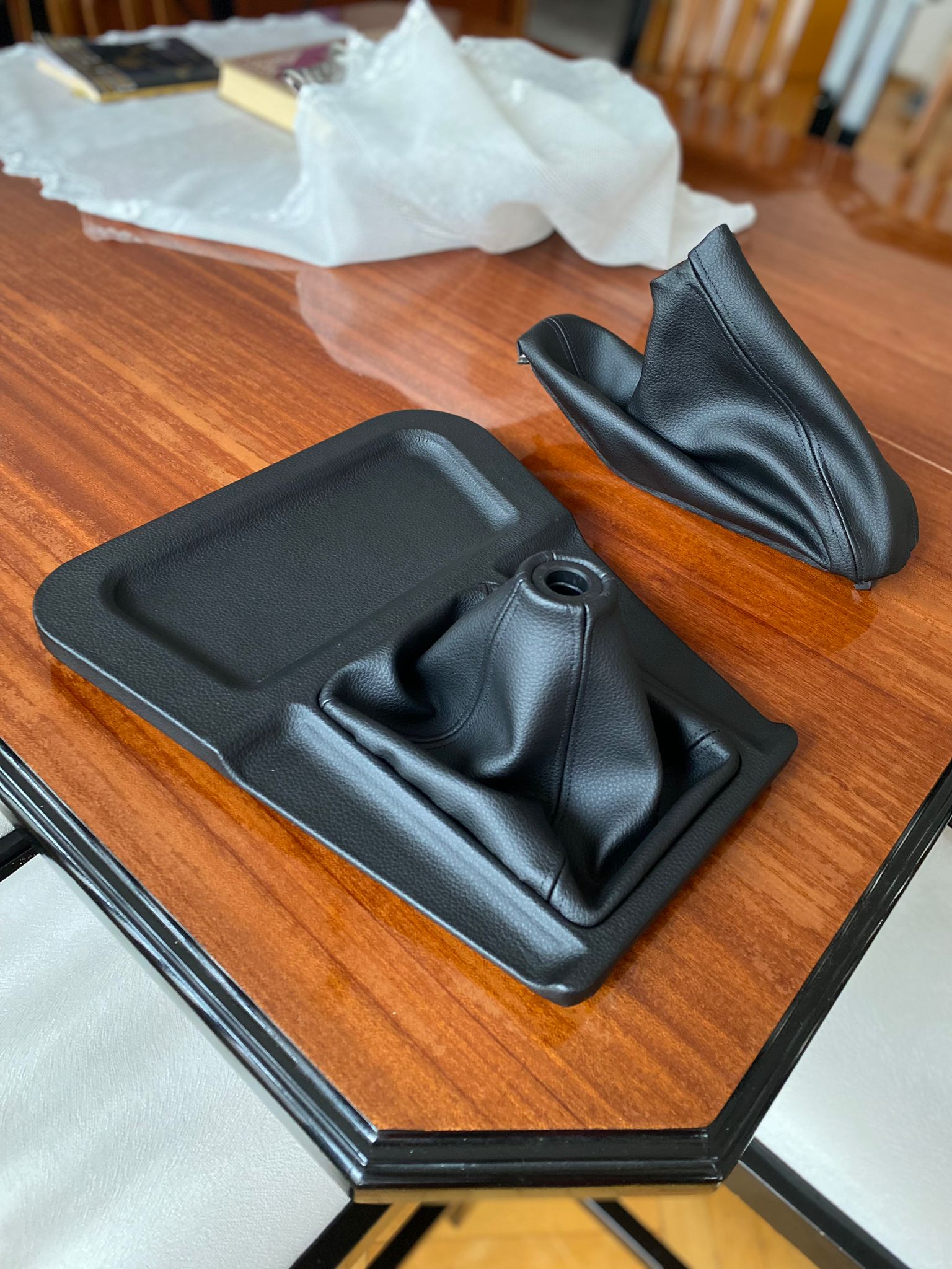 BMW E34 Gear Shifter Frame