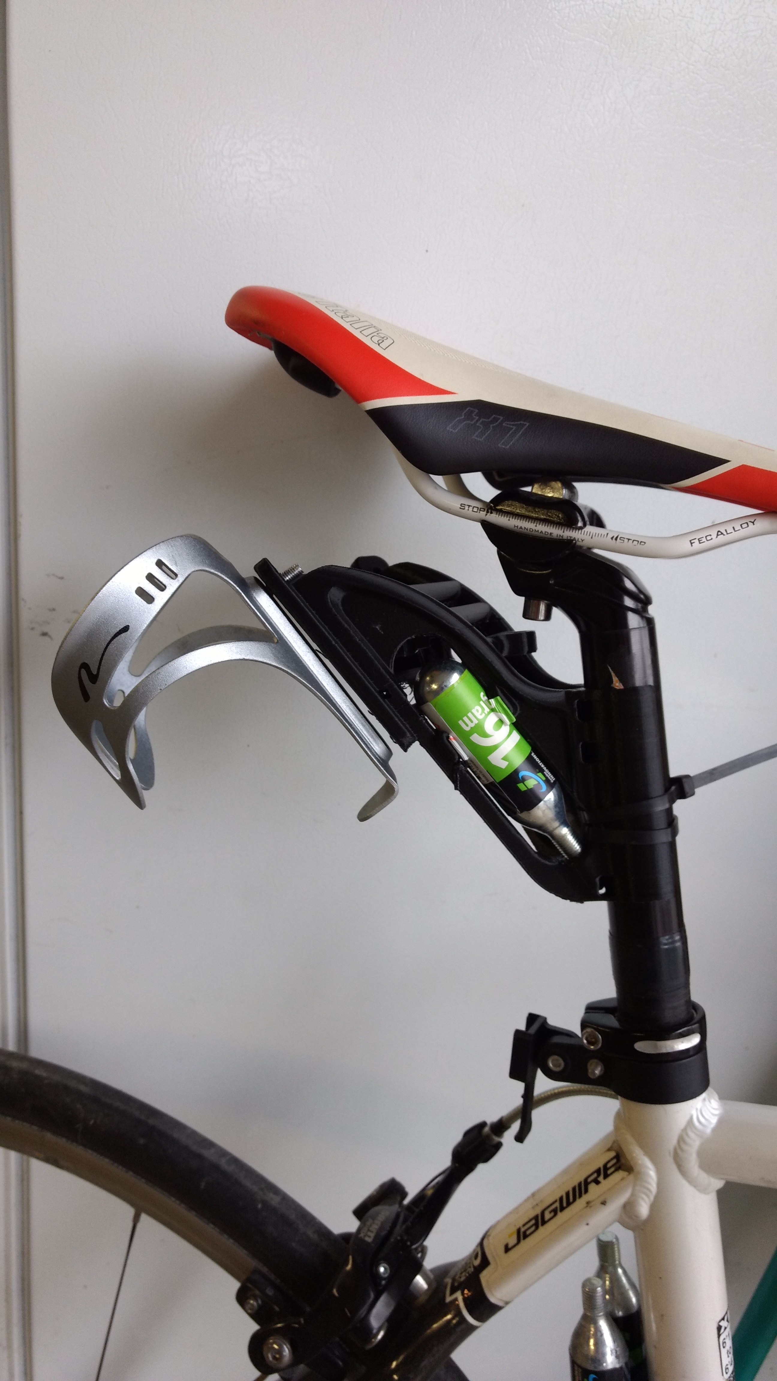 Triathlon Water Bottle / Tire Holder (seat post mount 27.2, & 31.5)