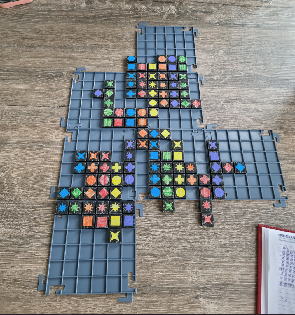 Qwirkle travel-edition:  tile holder