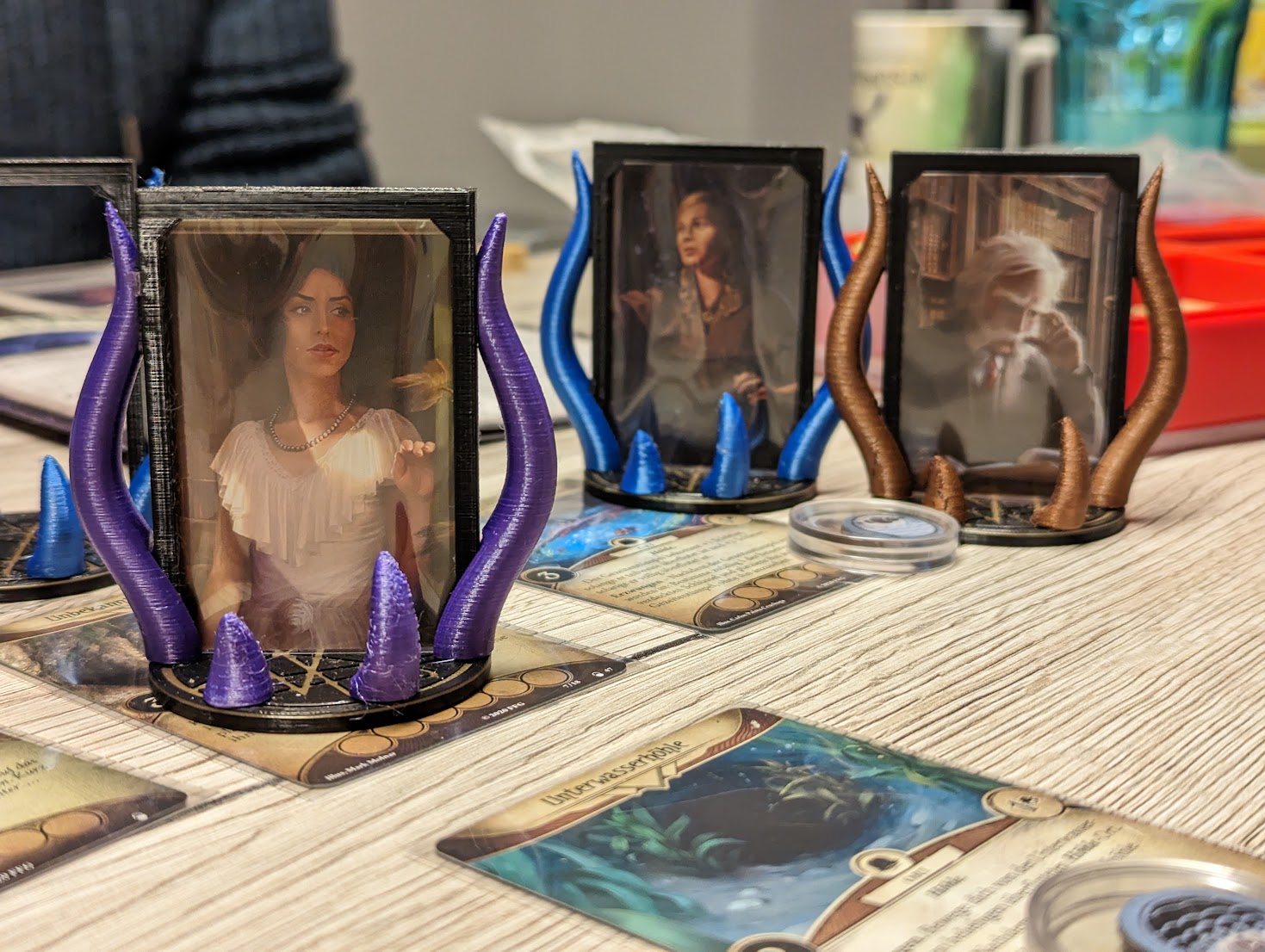 Arkham Horror LCG Portrait Holder with Tentacles