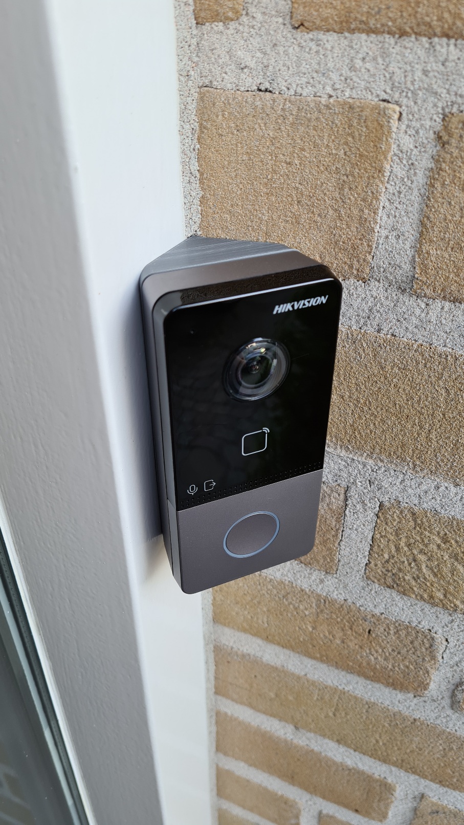 Hikvision DS-KV6113 doorbell bracket (45 degrees)