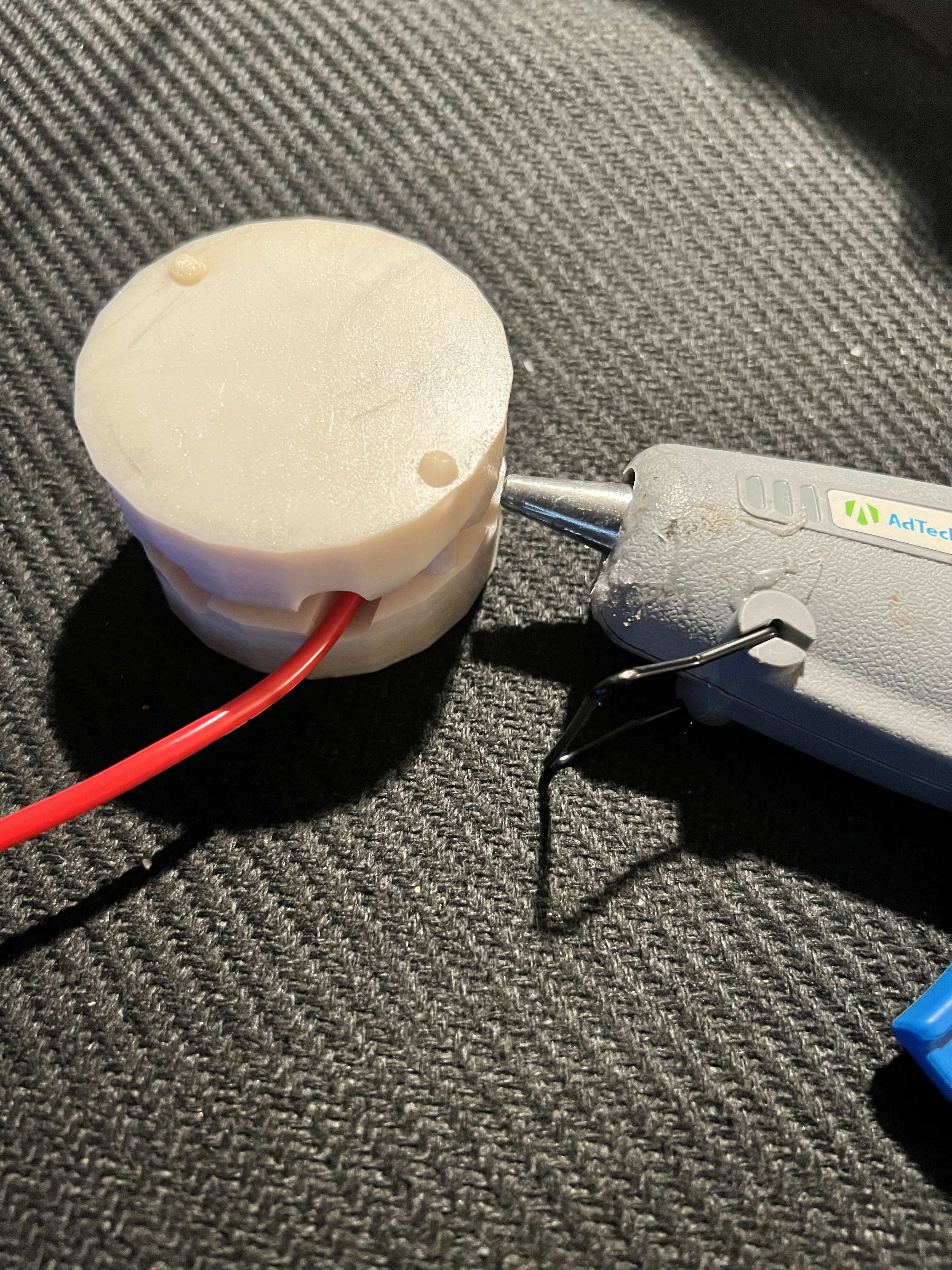 10GA_HotGlue_Wire_Mold