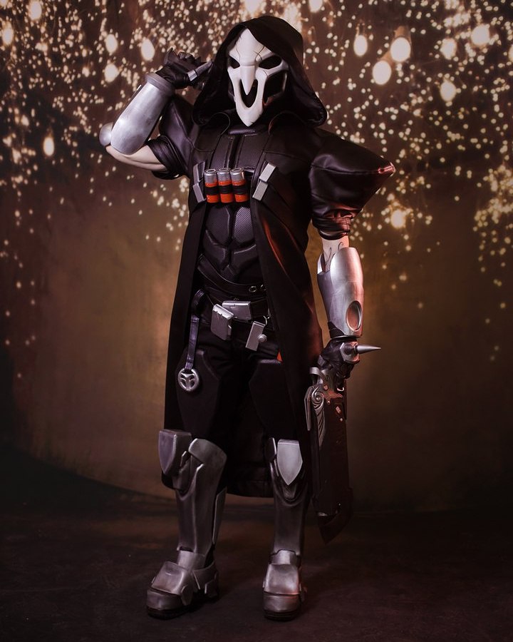Reaper right wrist (with blades)