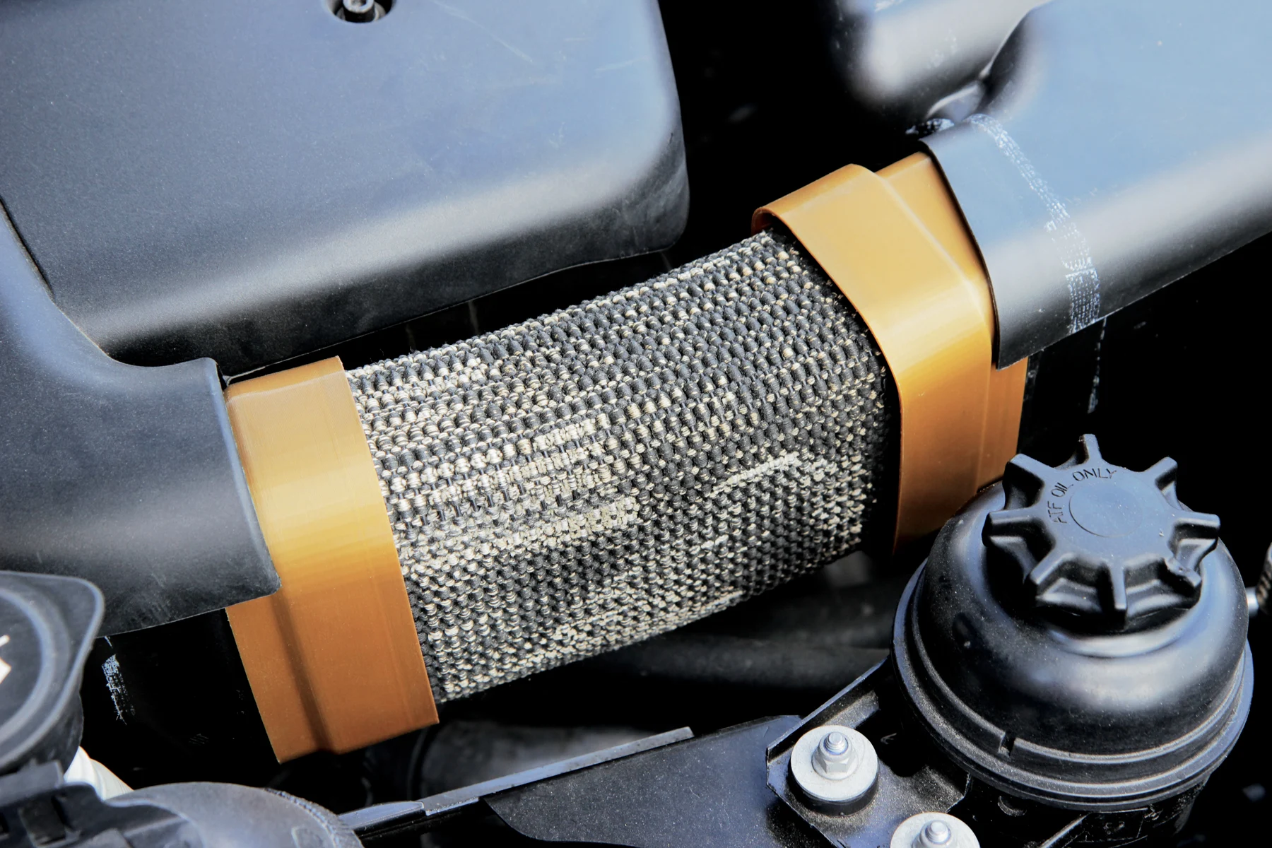 Air Intake Hose Fix for BMW E9x 320D M47N2