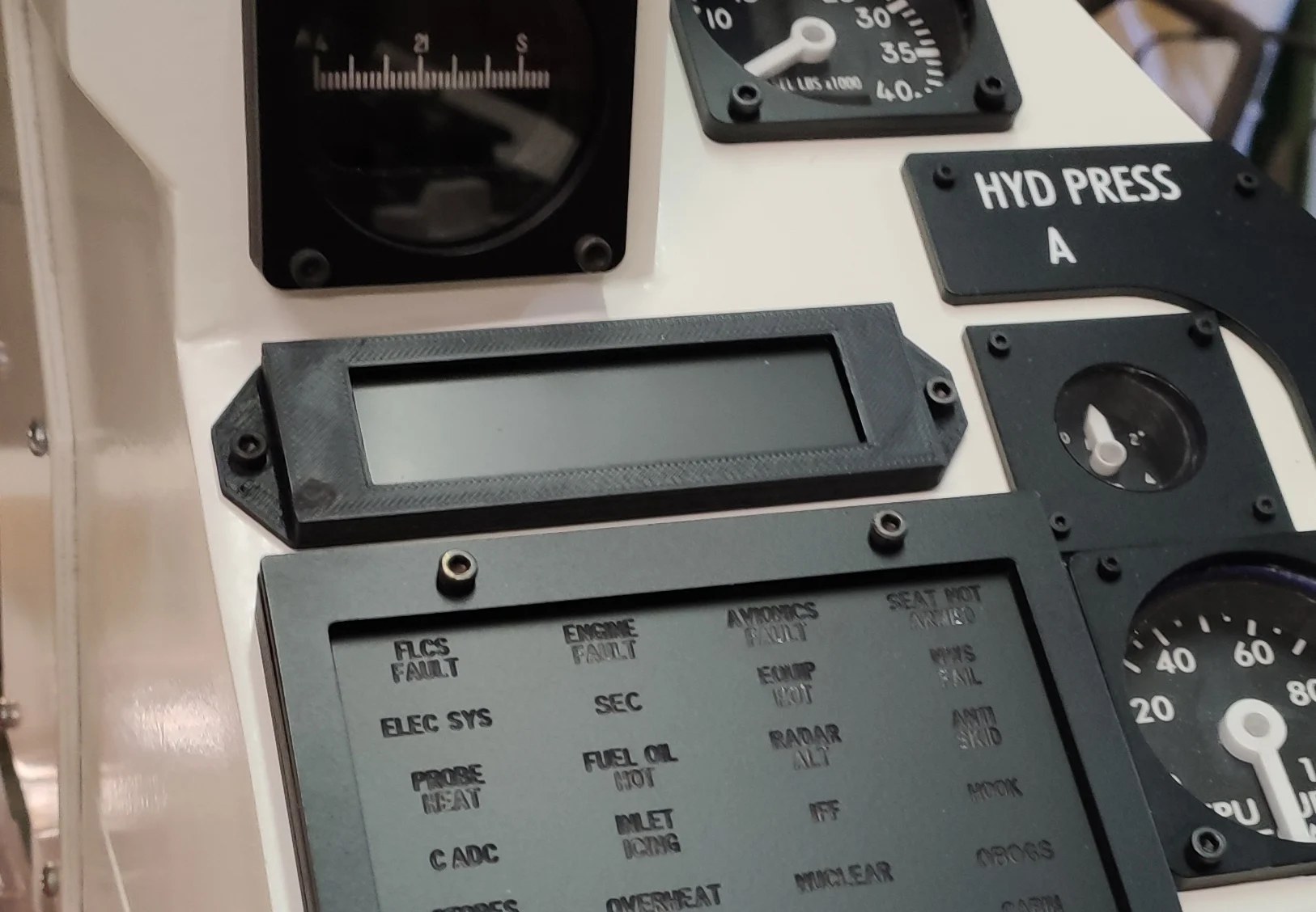 F-16 PFD Pilot Fault Display for simulator