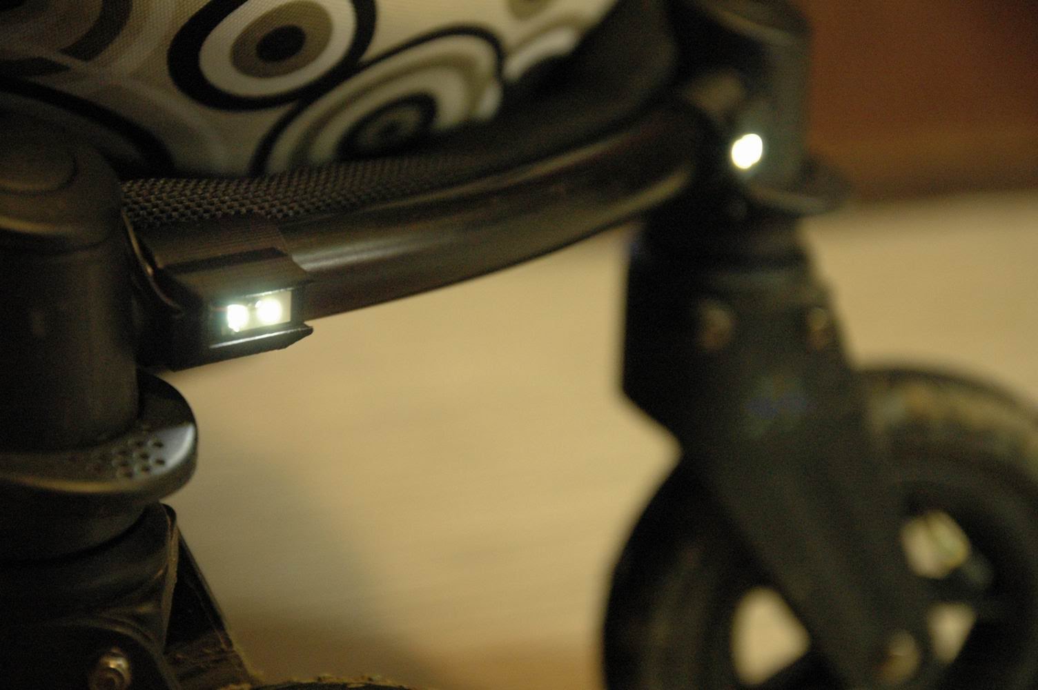 Britax B Motion lights
