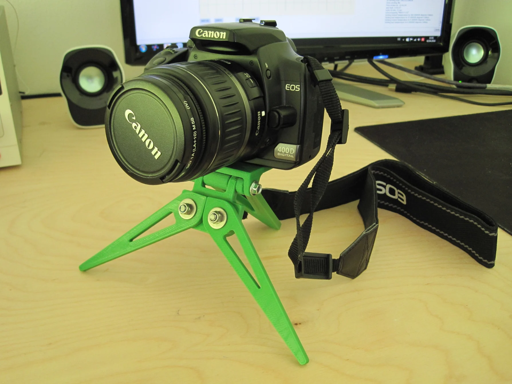 Compact Camera Tripod - foldable