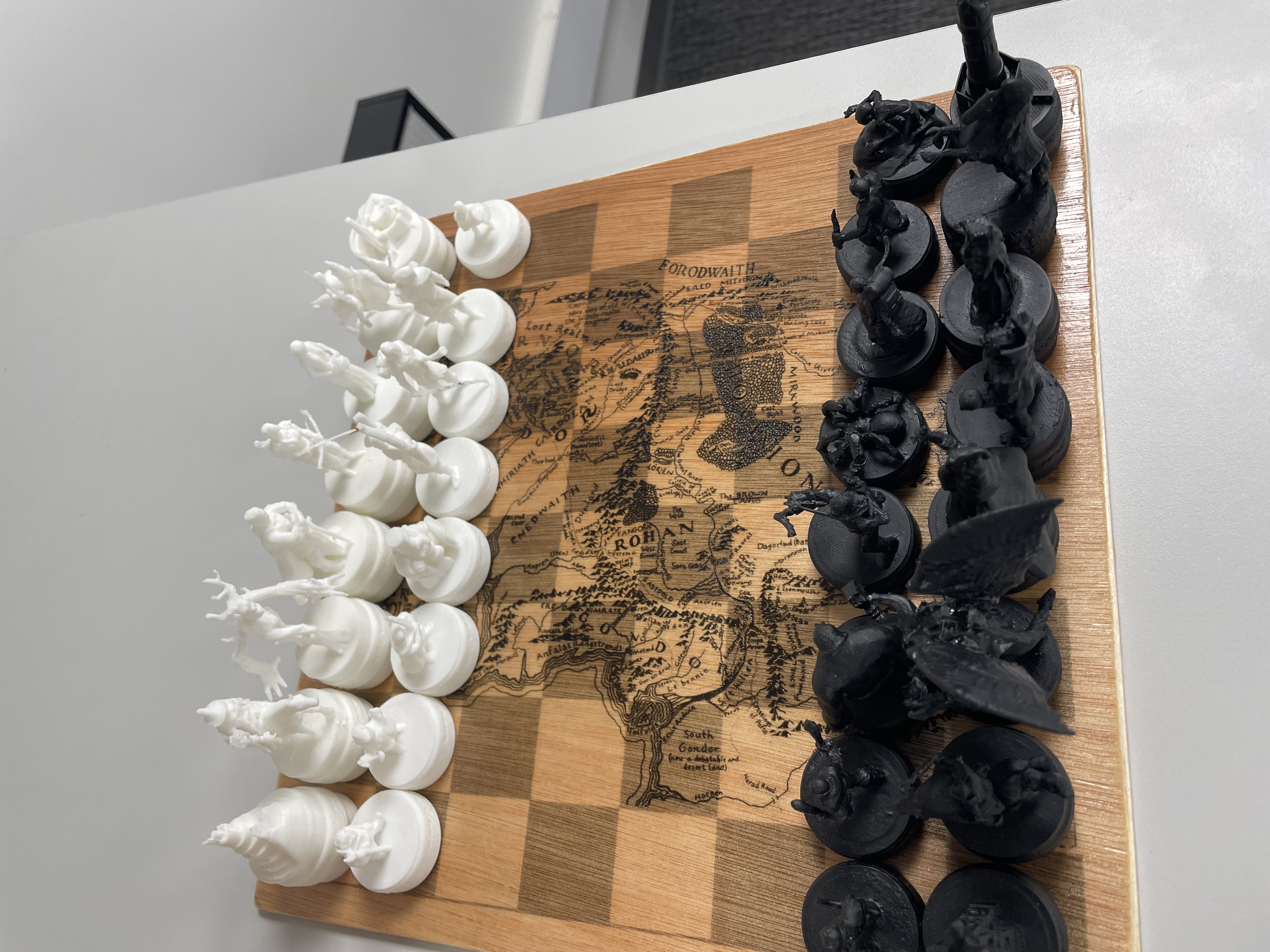 Lord of the Rings LOTR Chess Set