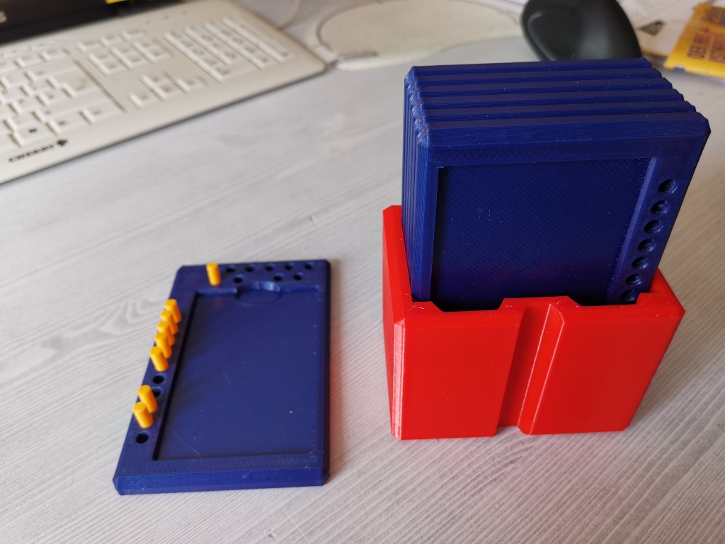 Container für die Phase10 Memokartenhalter