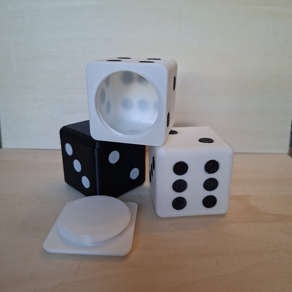 Boite en forme de dé à 6 faces