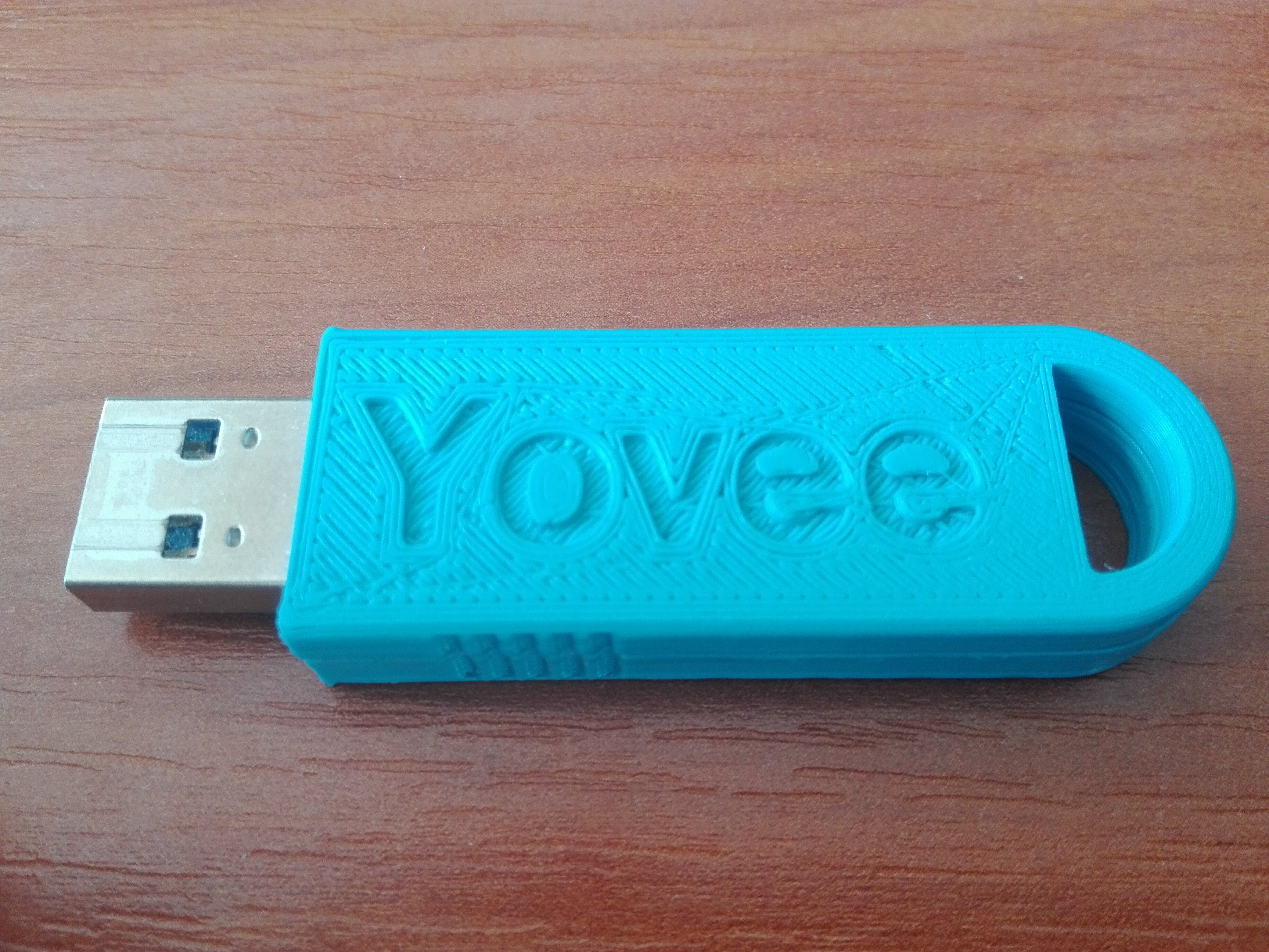 ADATA UE700 pendrive case