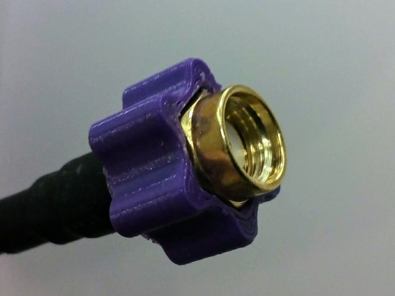 Yet another SMA/RP-SMA spinner