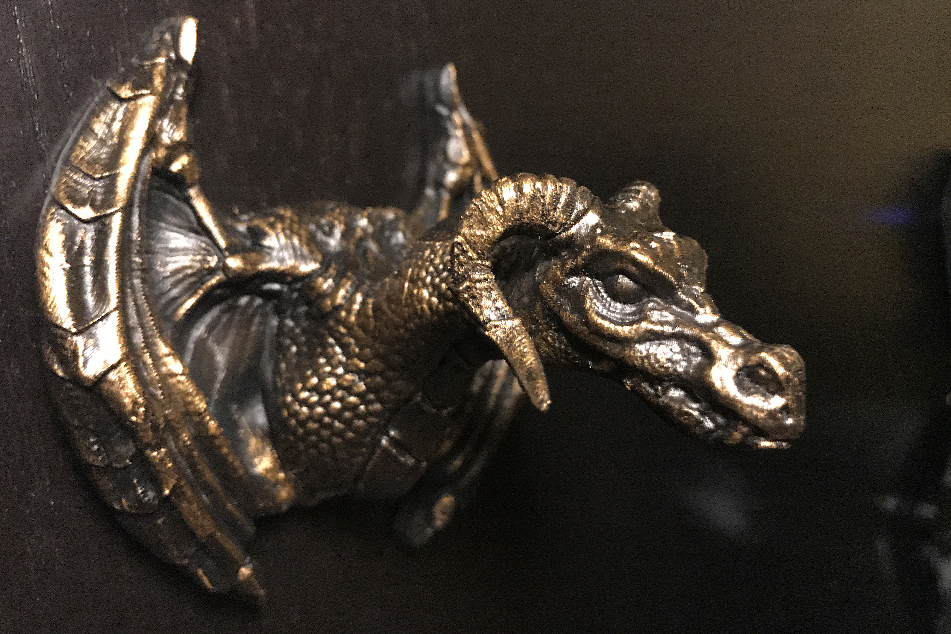 Dragon Glasses Holder