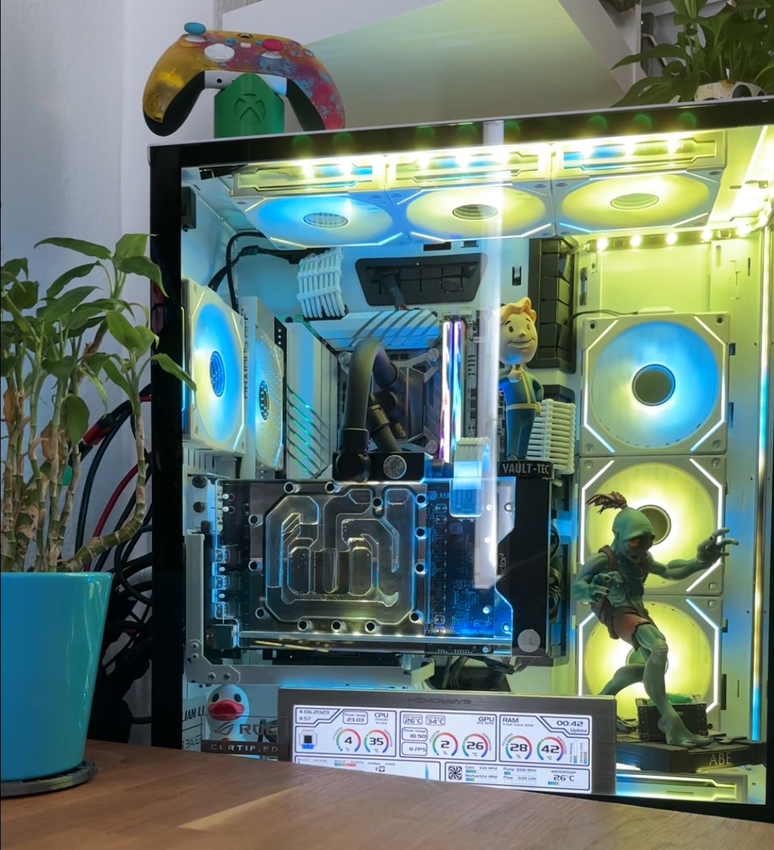 Lian-Li O11 Dynamic XL Backplate for Cable and Watercooling