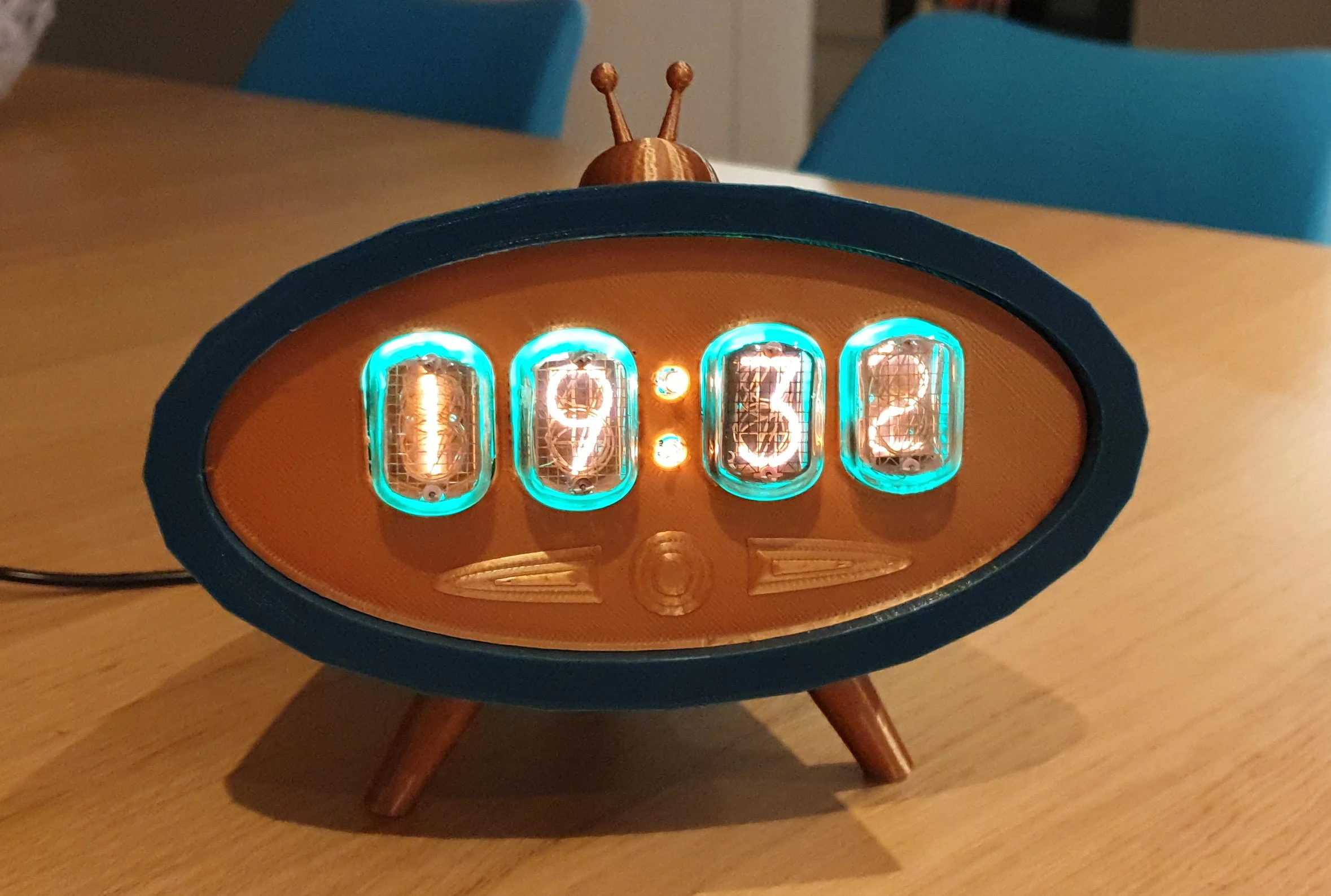 Retro themed Nixie clock