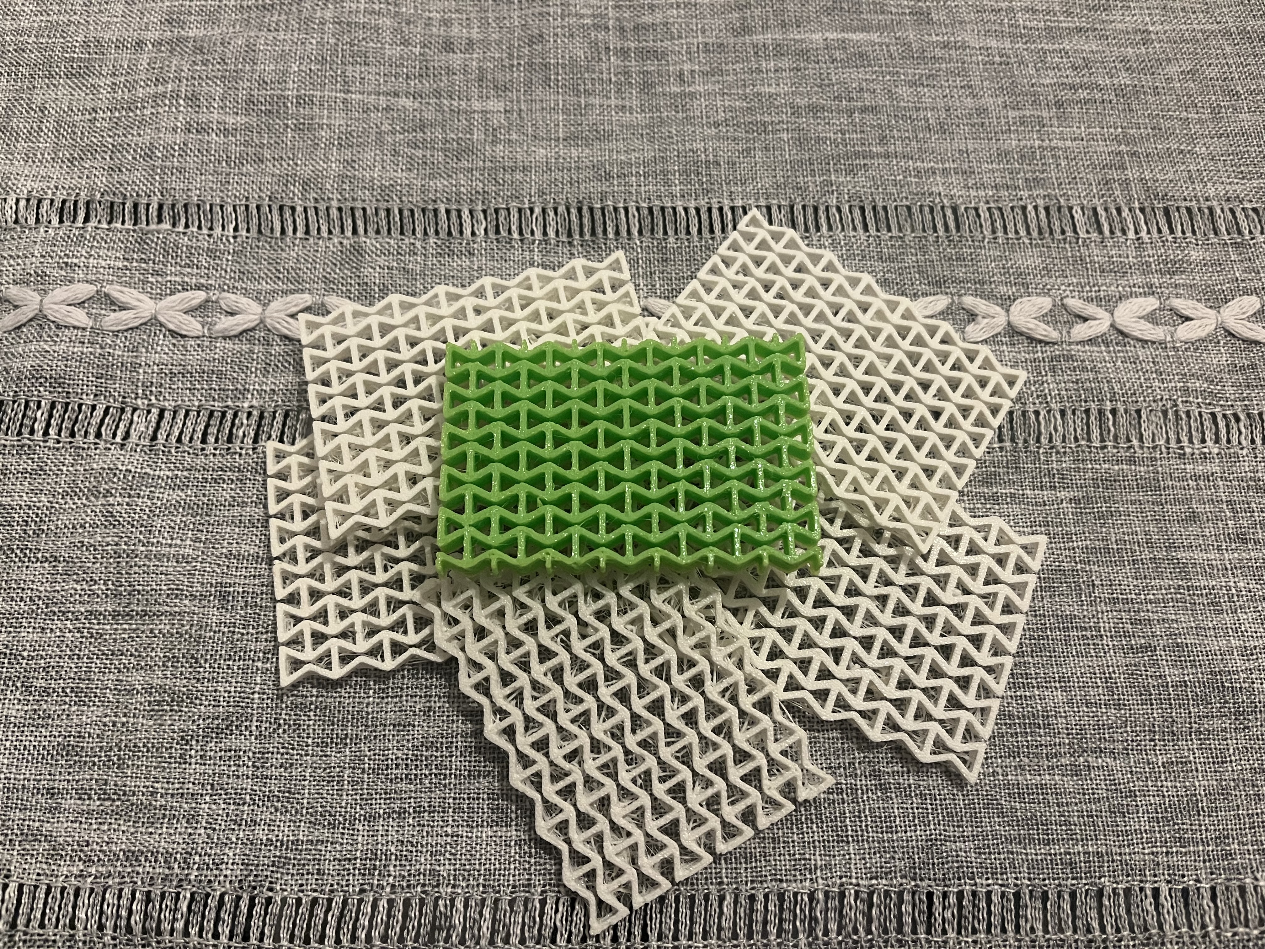 Auxetic Material (negative Poisson's ratio)