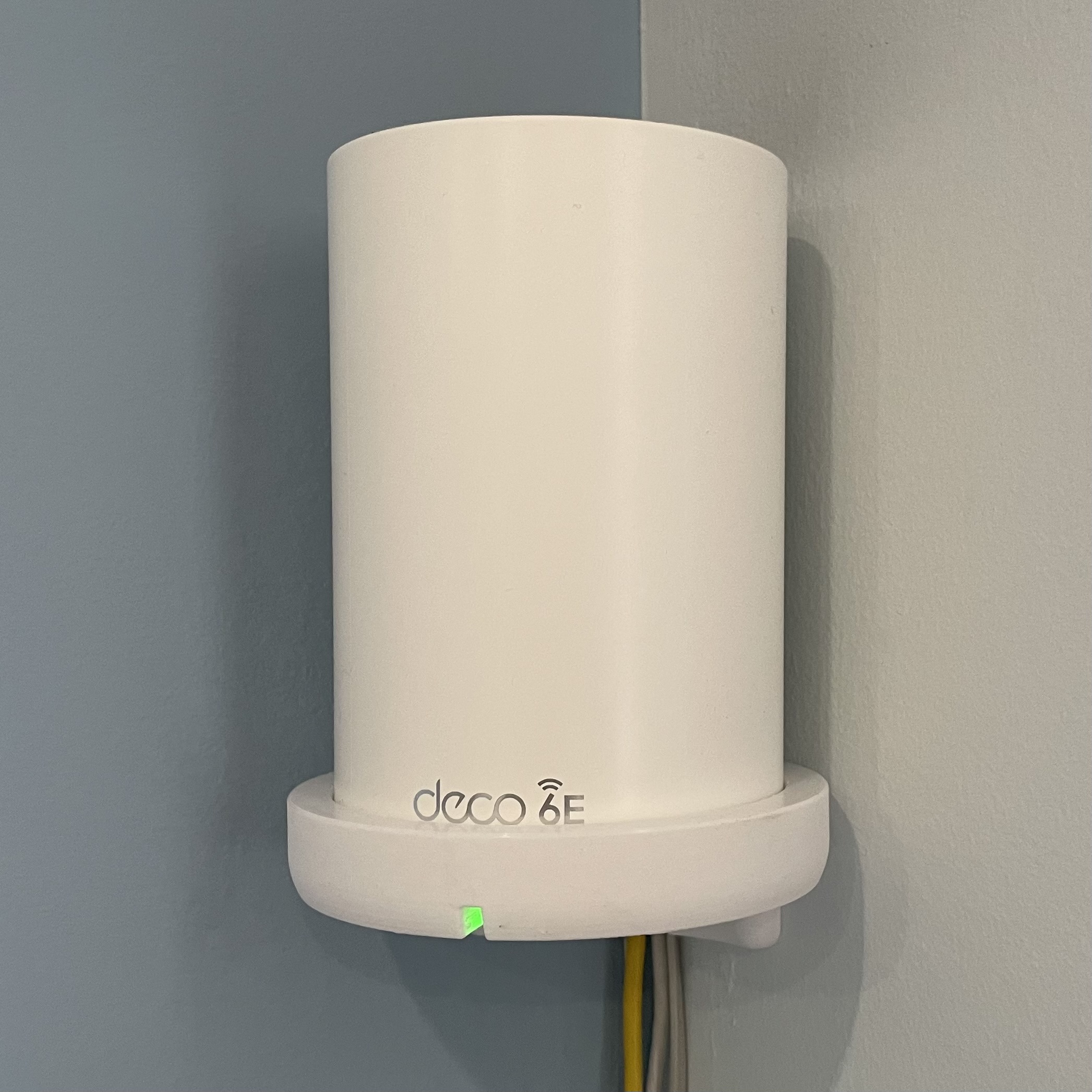 Deco 6e Corner Bracket