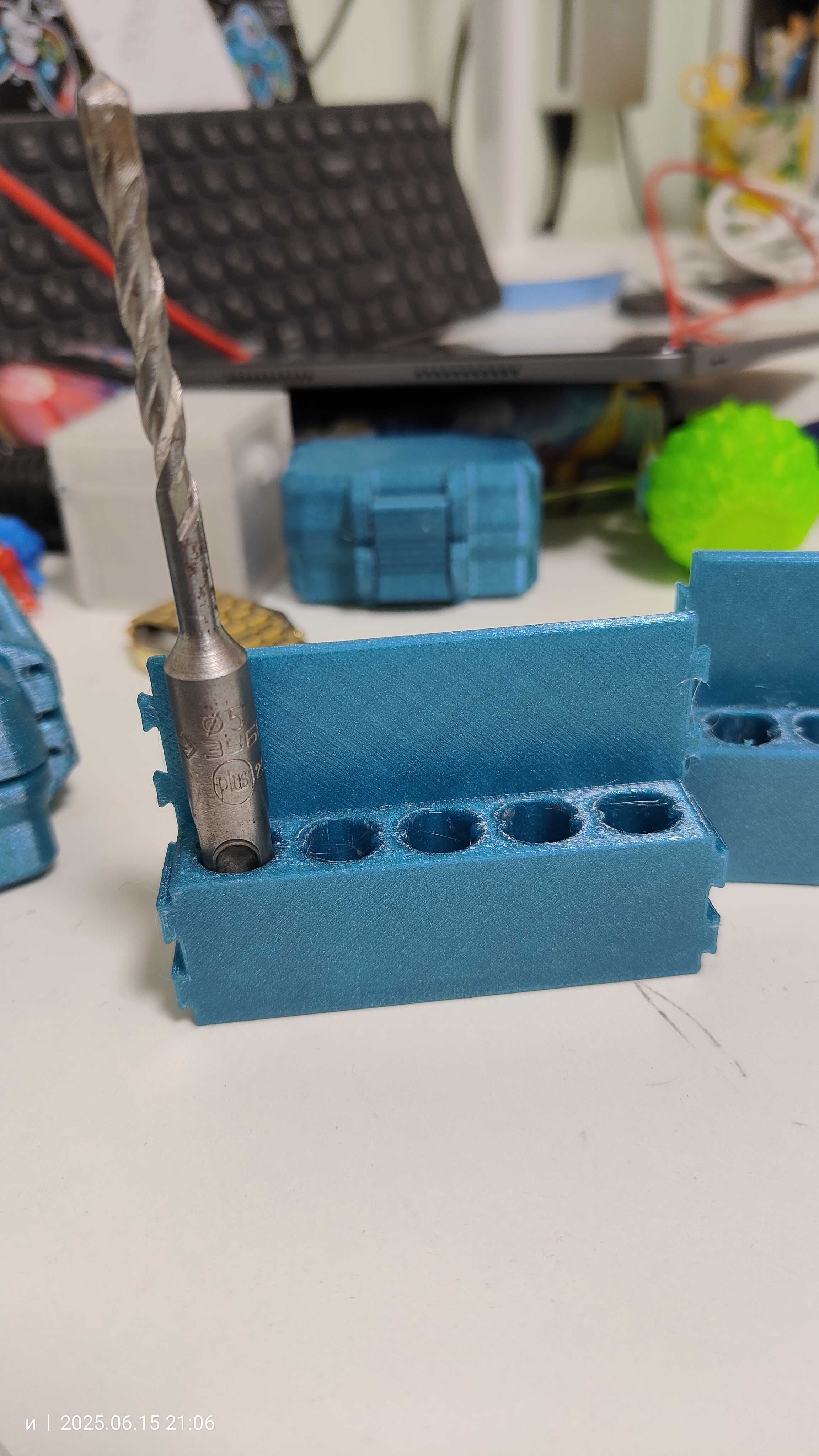SDS+ Dewalt ToughCase Holder with magnets