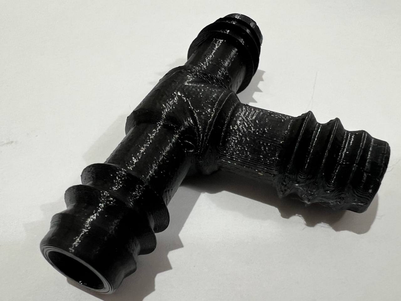 16mm pipe tee connector