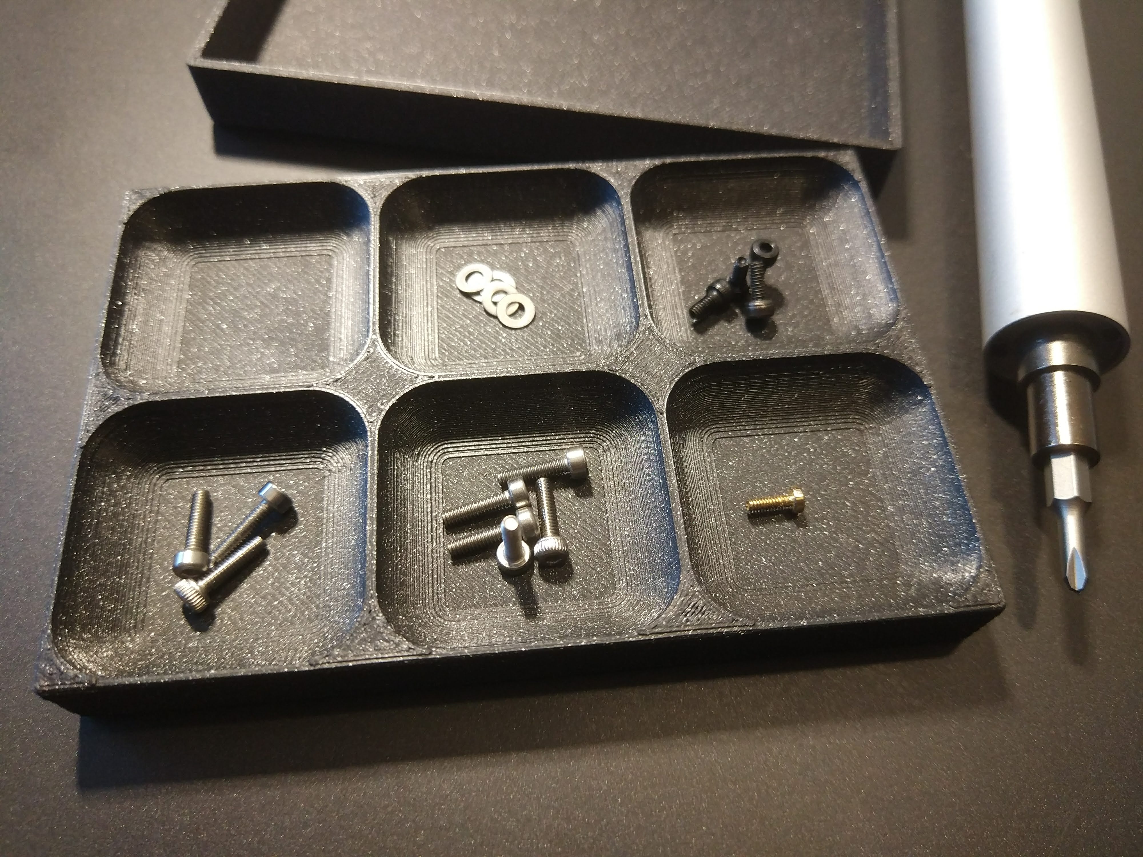Customizable Magnetic Screw Tray/Box (with optional lid)