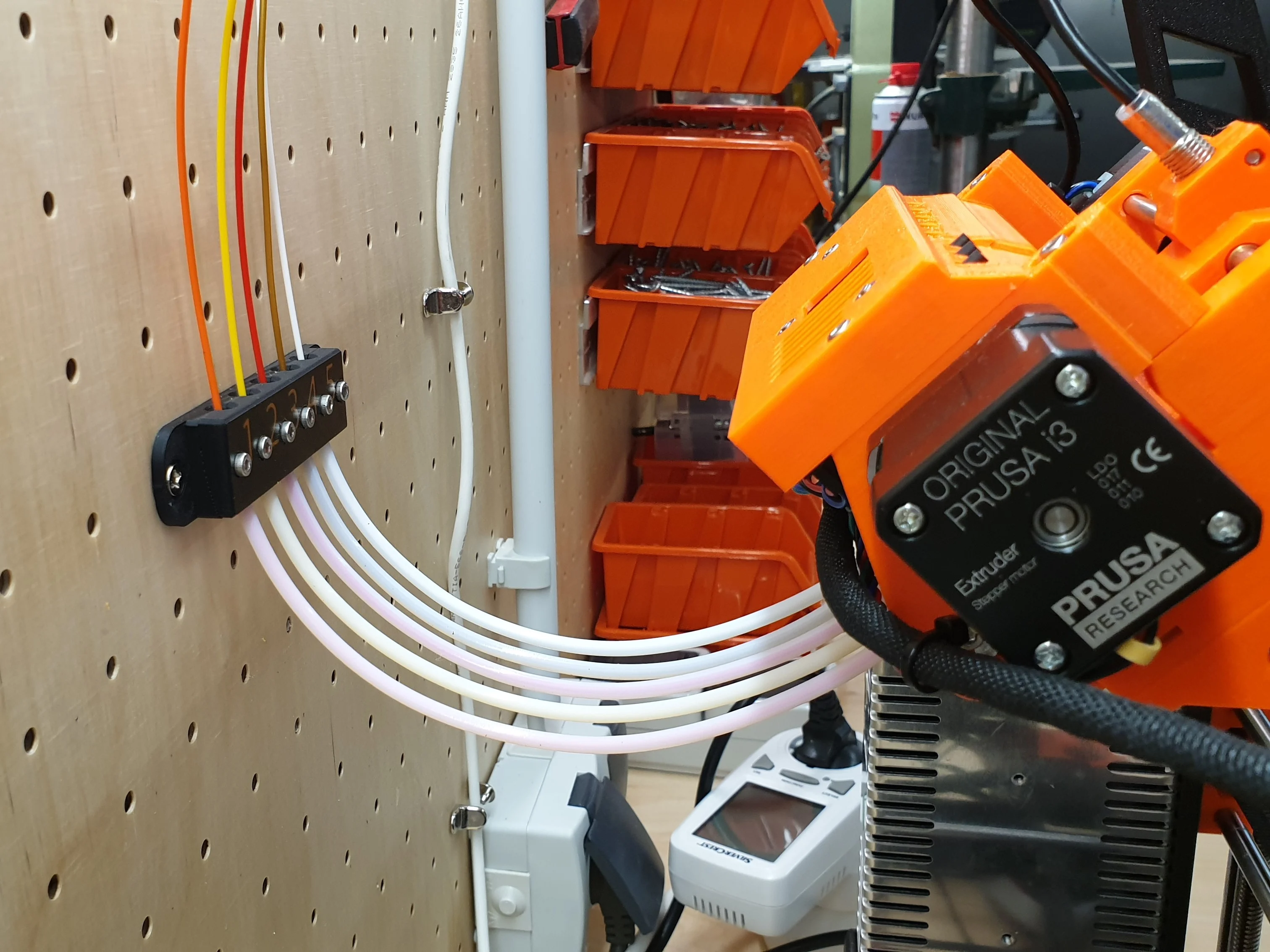 Prusa i3mk3 MMU2 teflon tube inlet wall mount