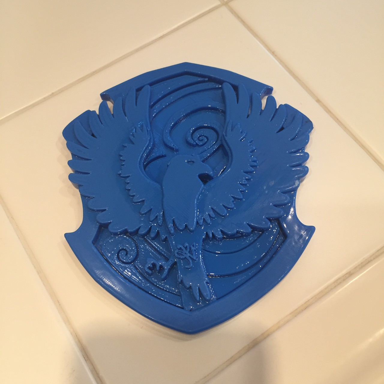 Ravenclaw(-esque) Crest