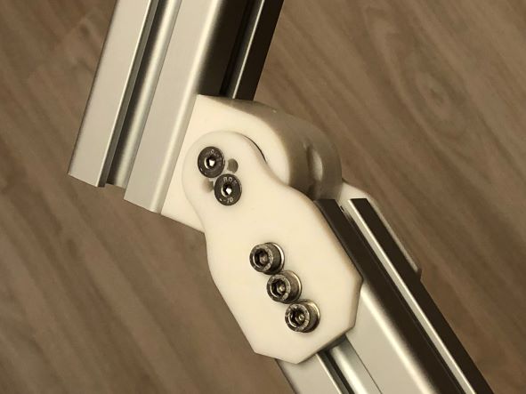 Infento Rides universal joint for small loads
