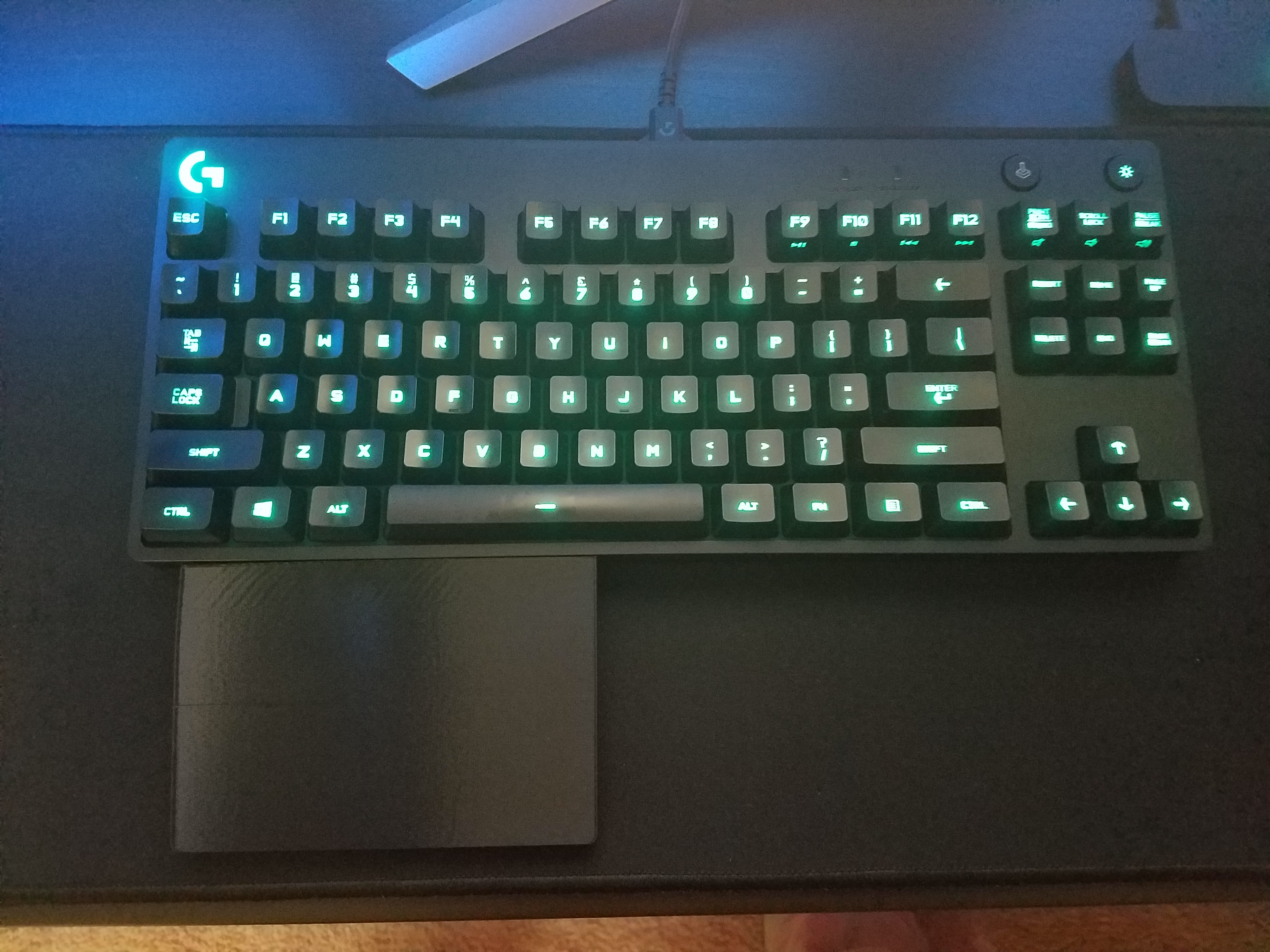 Keyboard 1/2 Wrist Rest