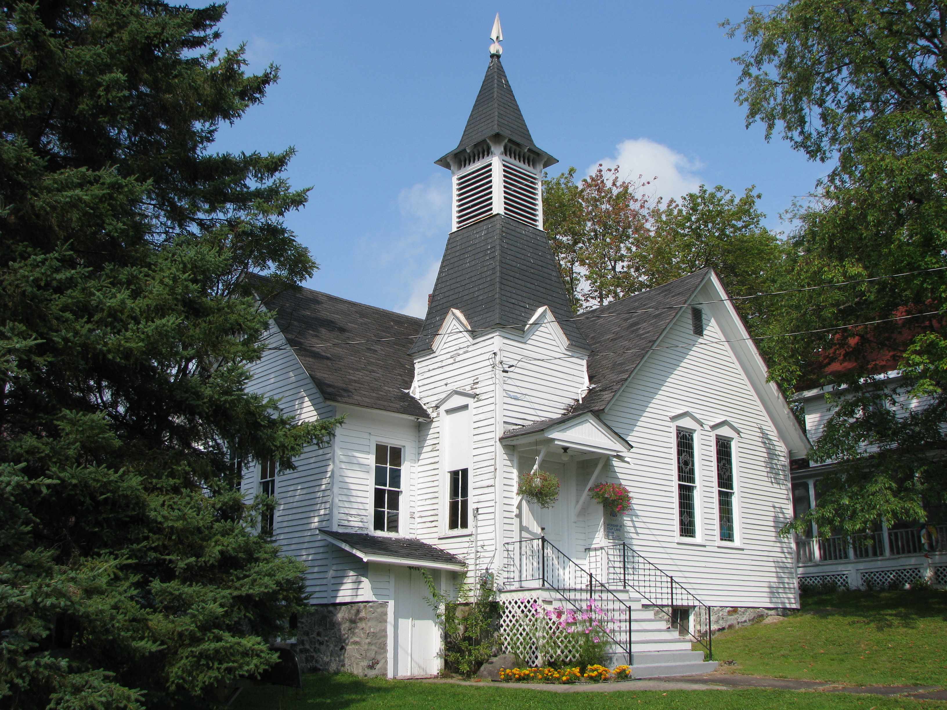 HO Scale Adirondack Church