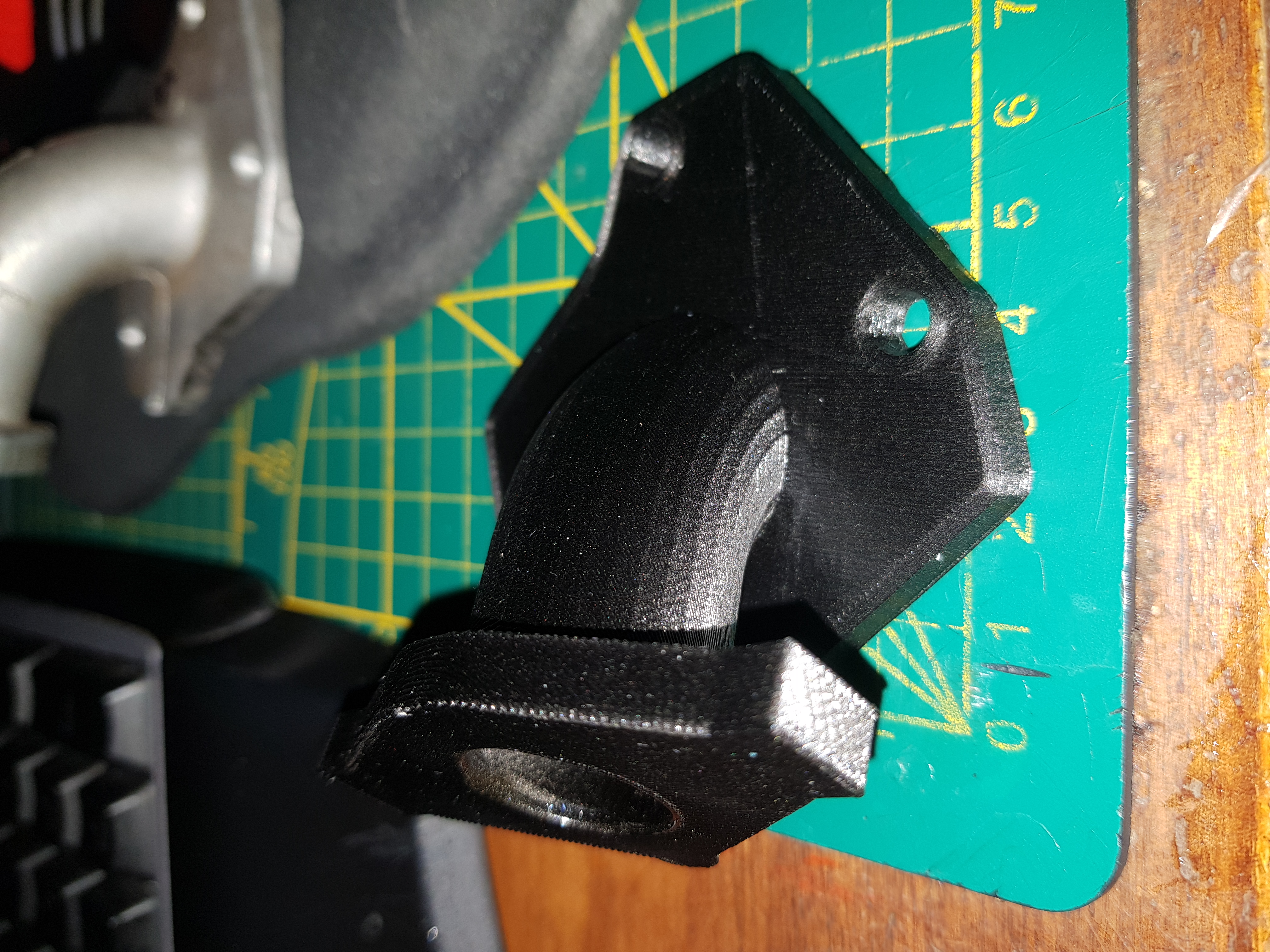 Carburettor intake manifold for 50ccm 2-stroke engine scooter