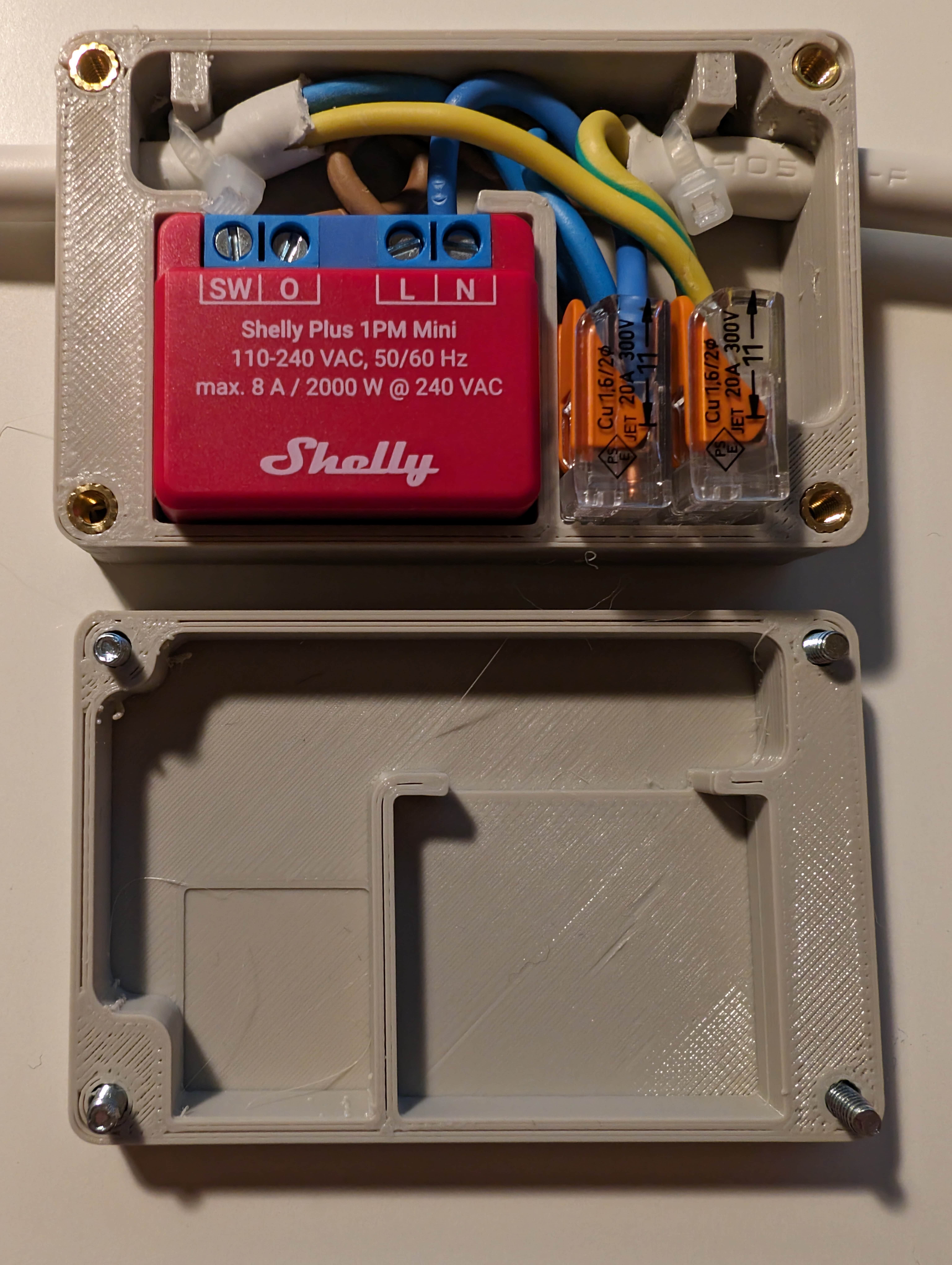 Shelly 1 PM mini housing closed