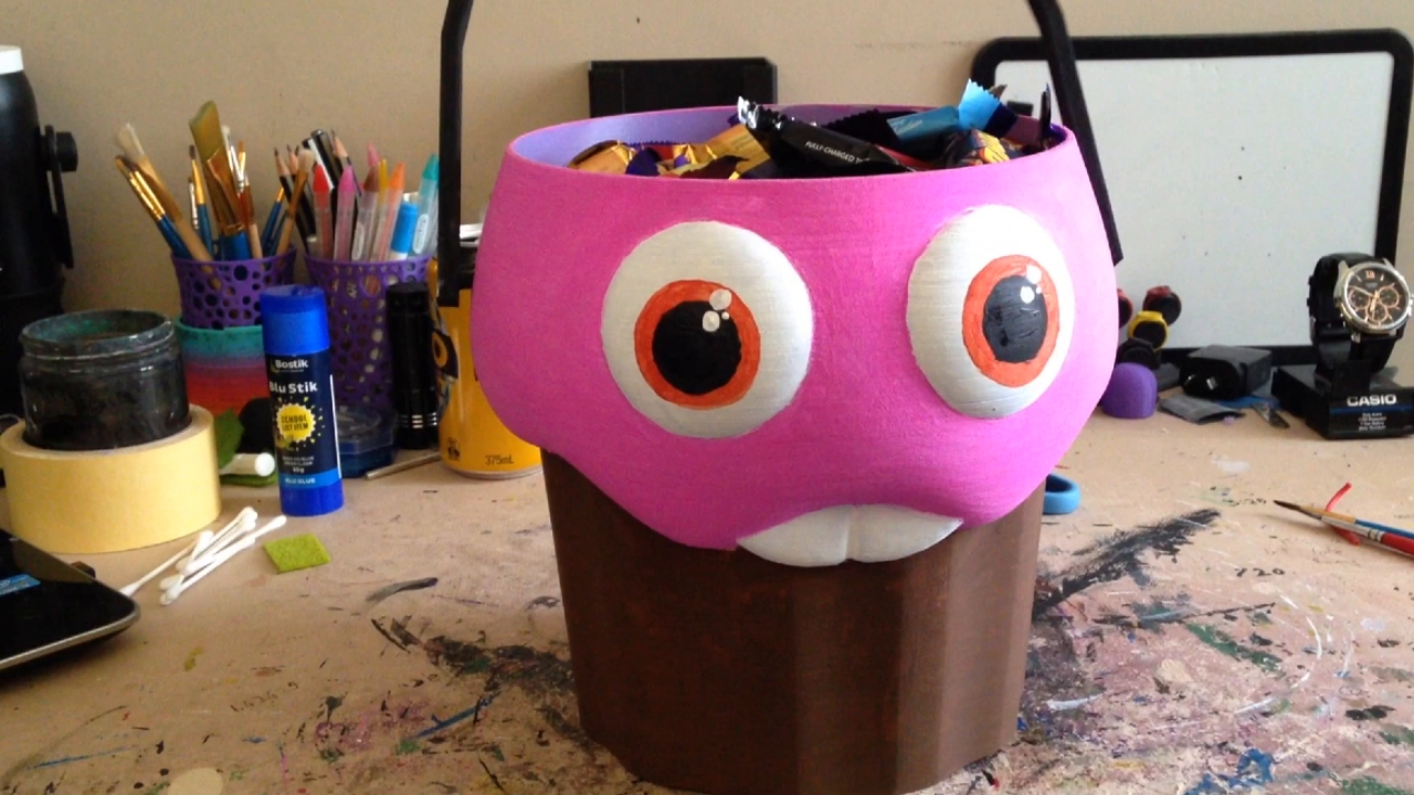 Cupcake Candy Pail