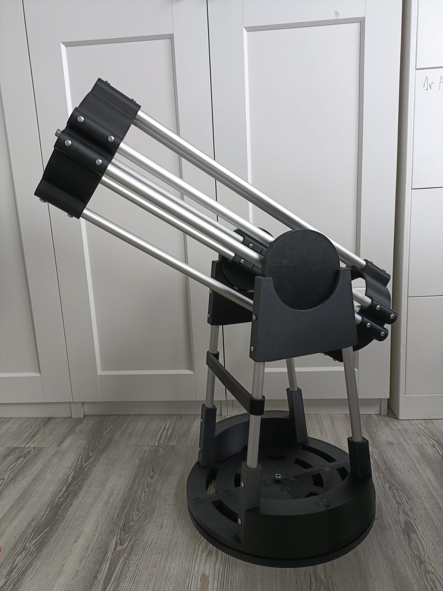 THE 3DSCOPE: A DIY 3D-Printed Dobsonian Telescope