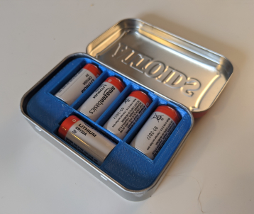 CR123A Altoids Tin Insert