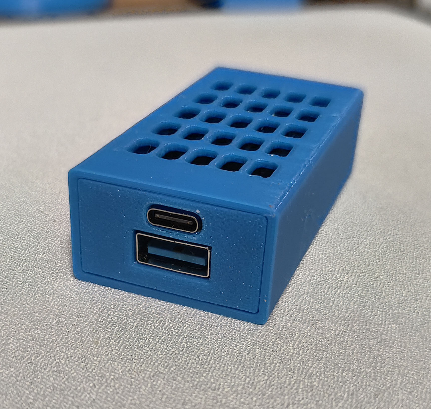 DC 6-30V 140W Multi Protocol Desktop Intelligent Fast Charging Module case