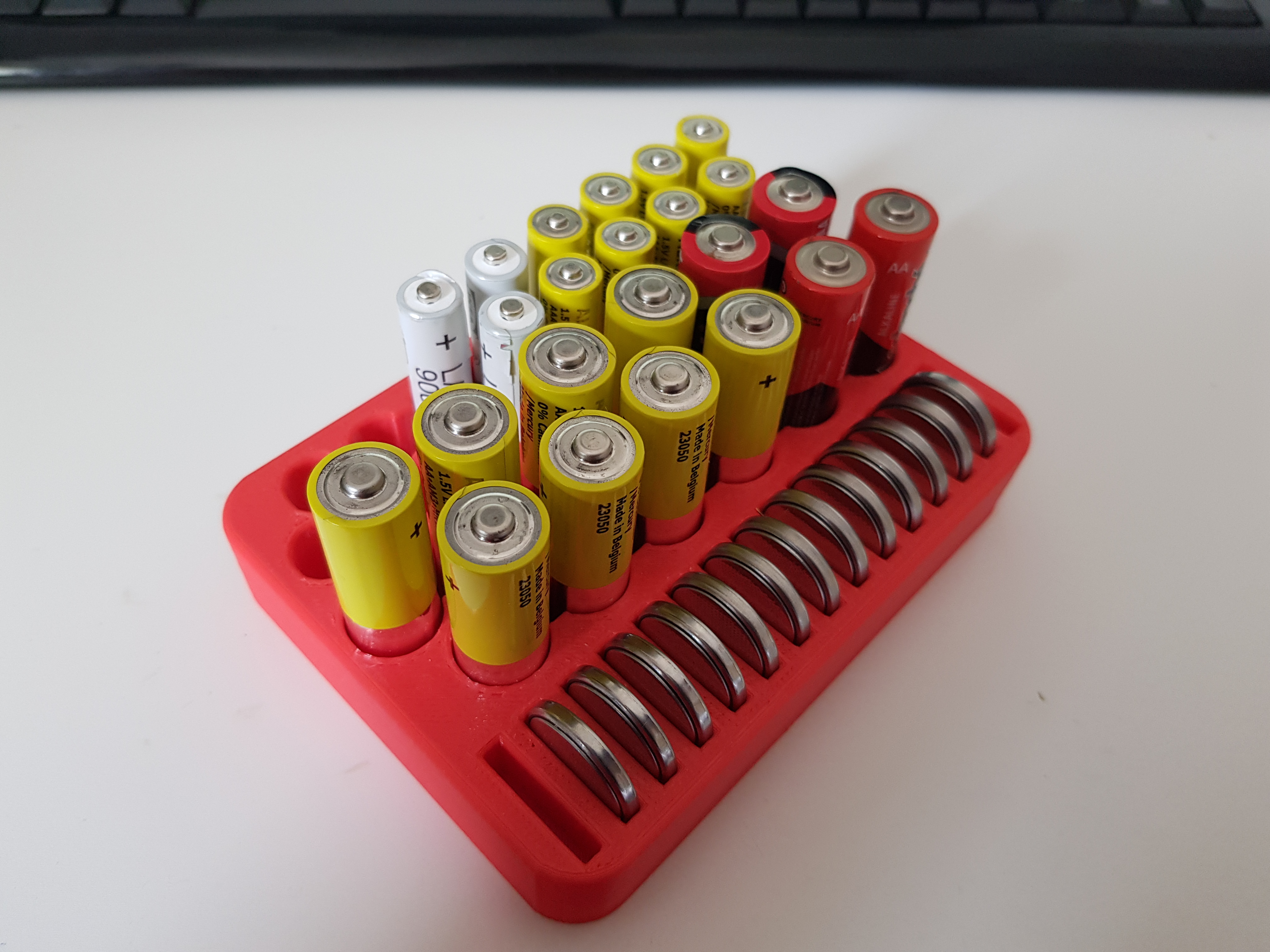 Simple battery storage