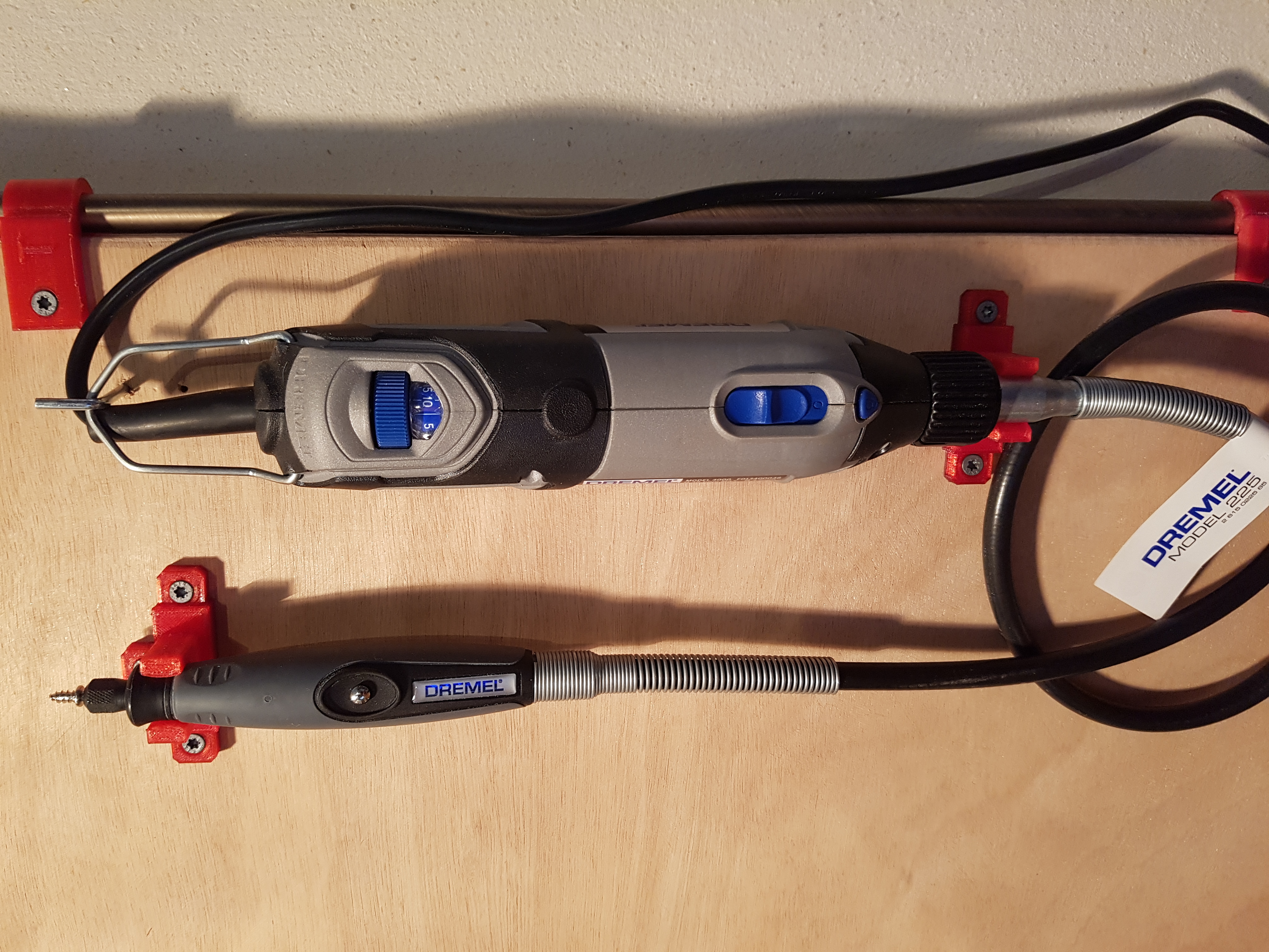 Dremel 225 Wall Mount