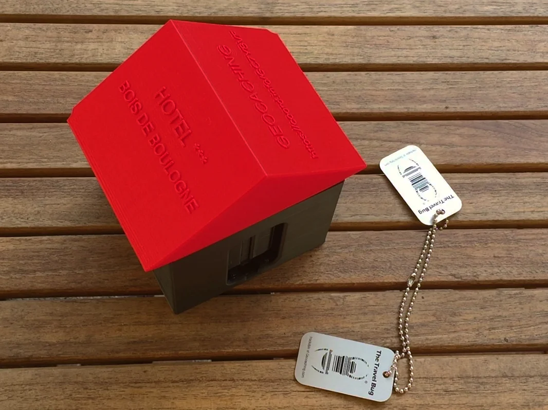 Geocaching Travel Bug Cache