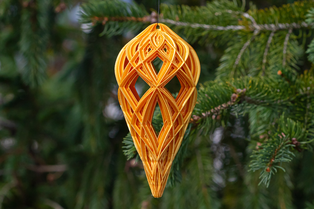 Christmas Teardrop Ornaments