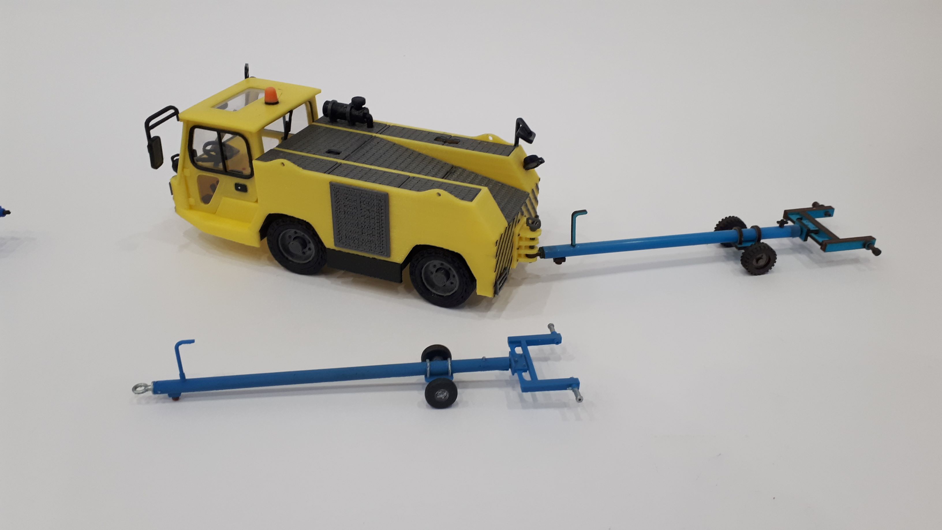 Aircraft tow bar 1:28 and 1:32 scale for fdm and Resin printer